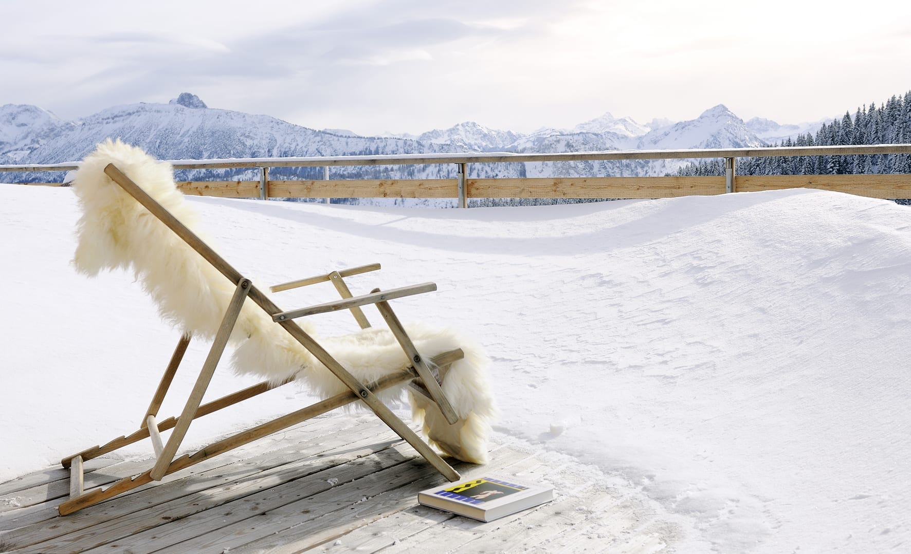 Boken Living in style Mountain Chalets - Bilde 4