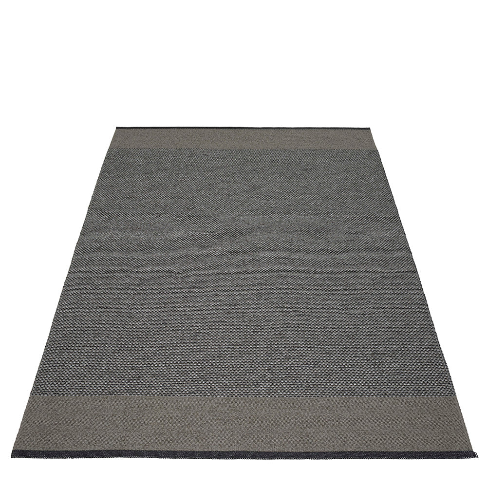 Edit Black/Charcoal/Granit Metallic