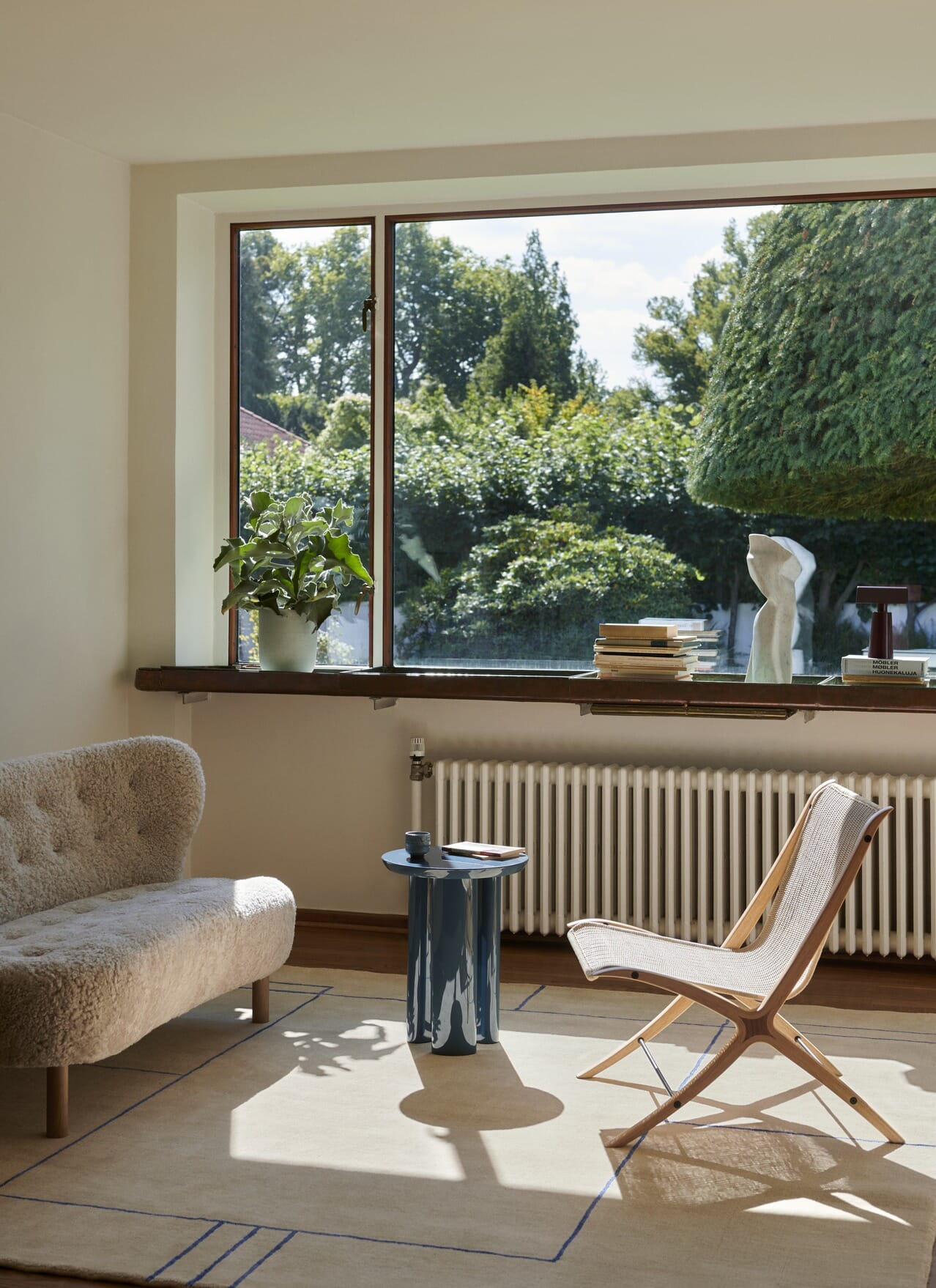 X Lounge Chair HM10 Rattan Oak Walnut - Bilde 8