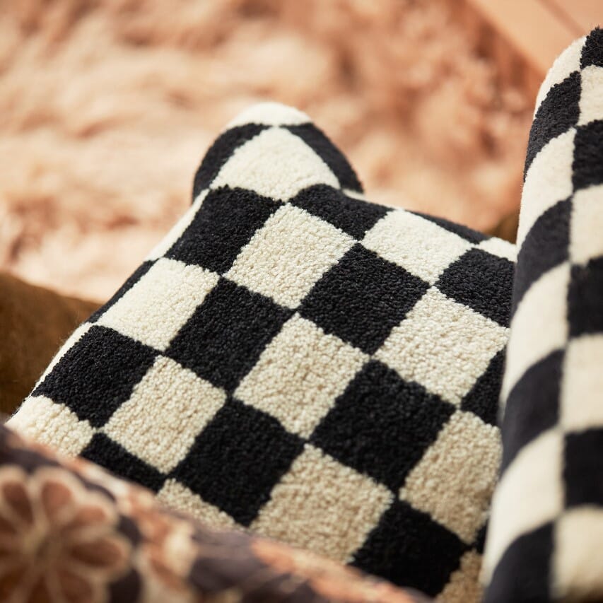 Pute Woolen Black and White Statement 50x50 - Bilde 2