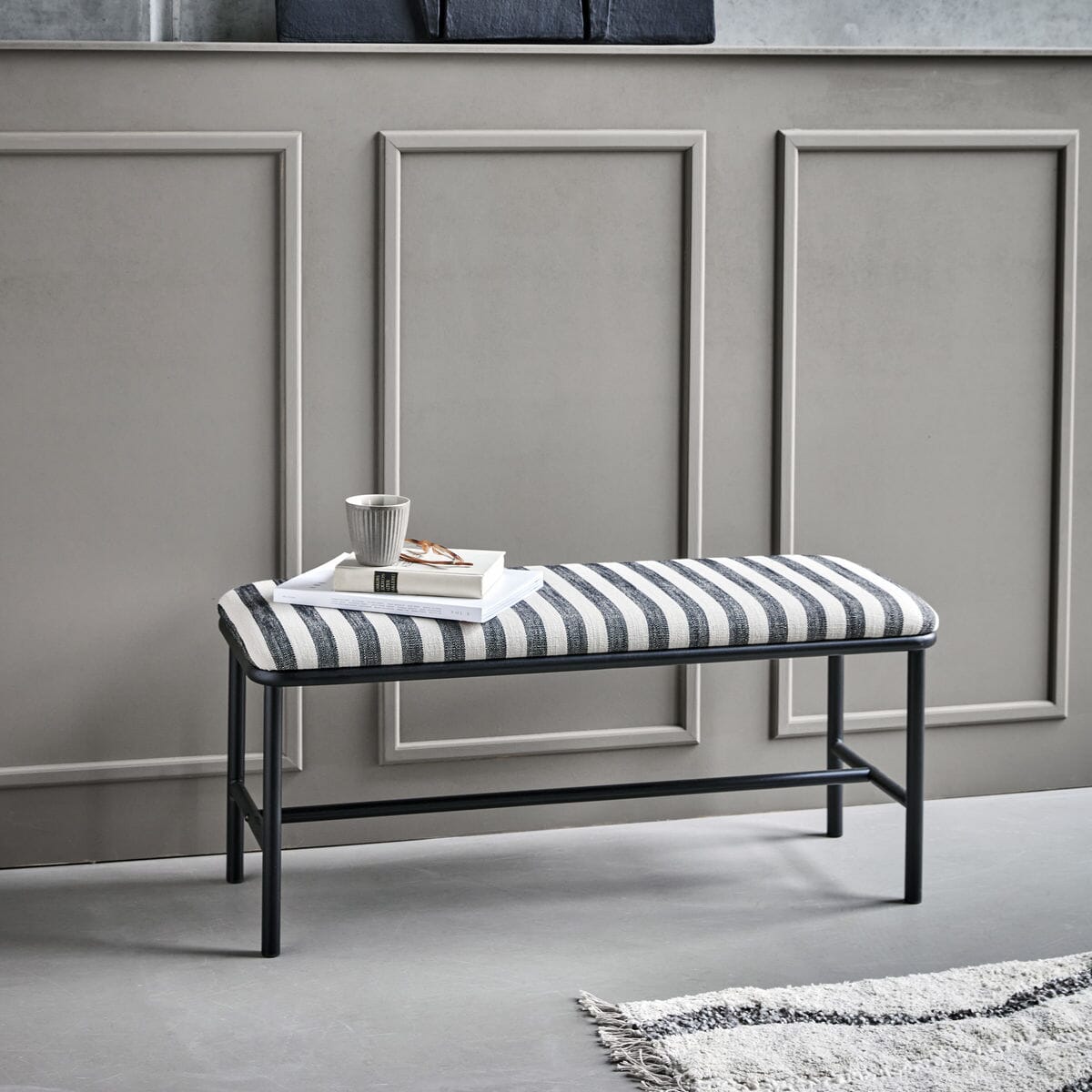 Benk Toda Black/Off white - Hovedbilde