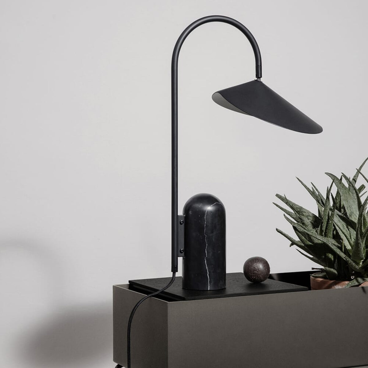 Arum Bordlampe - Relatert 6
