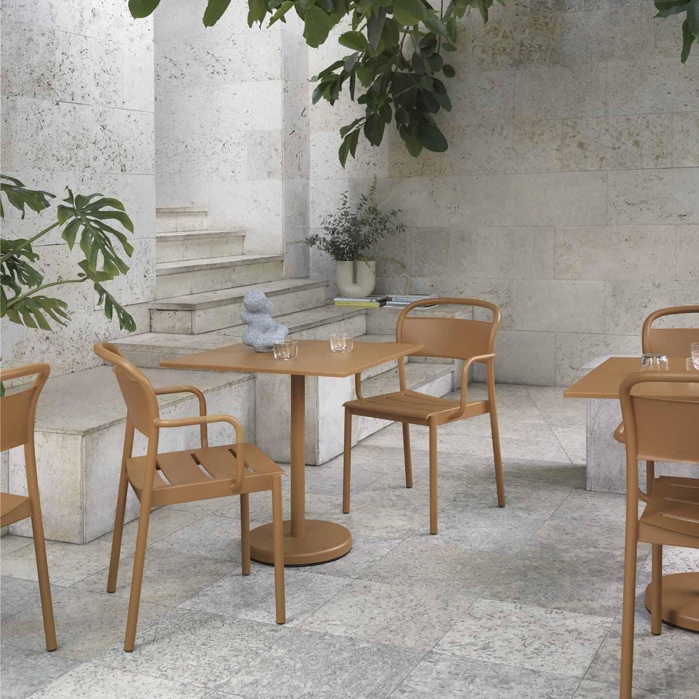 Linear Cafe Table 70x70 - Bilde 6