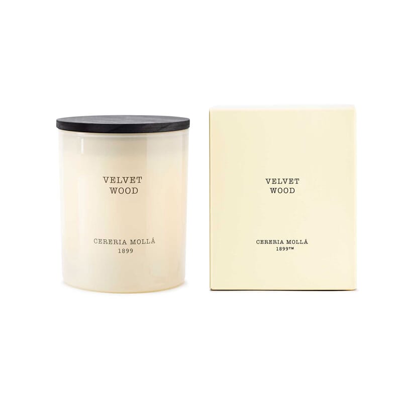 Duftlys Velvet Wood 230 gr - Hovedbilde
