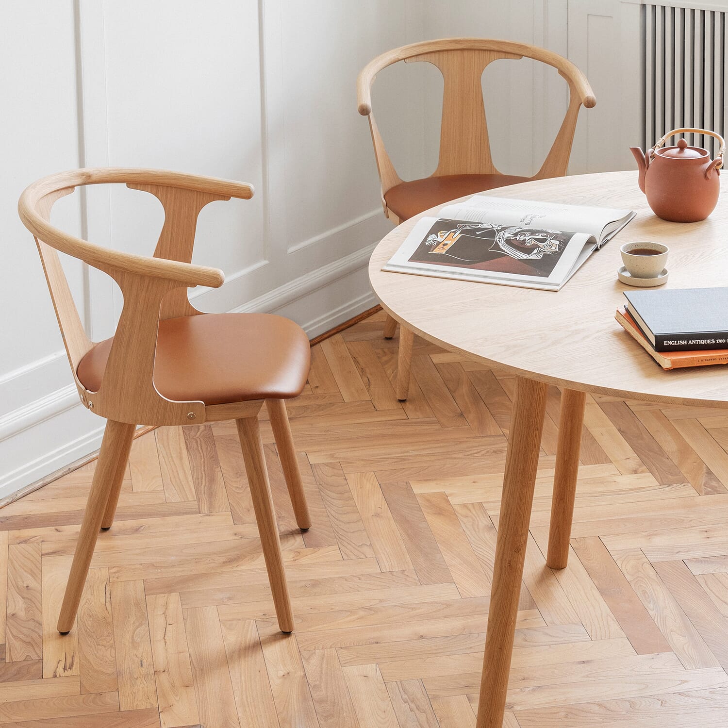 2 stk | In Between Stol SK2 Eik/Cognac Skinn - Bilde 2
