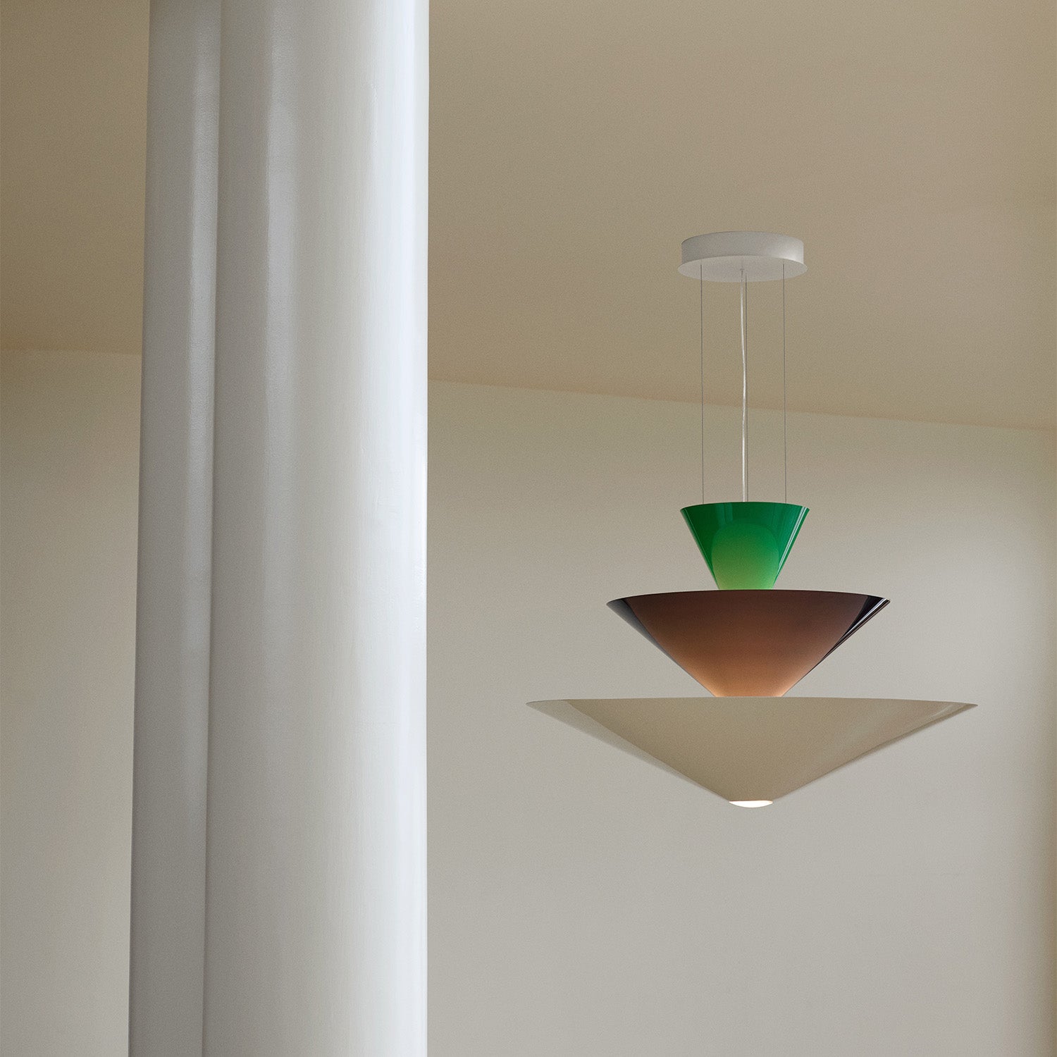 Gio Pendant Signal Green, Deep Blue & Ecru White LN15 Ø92 cm