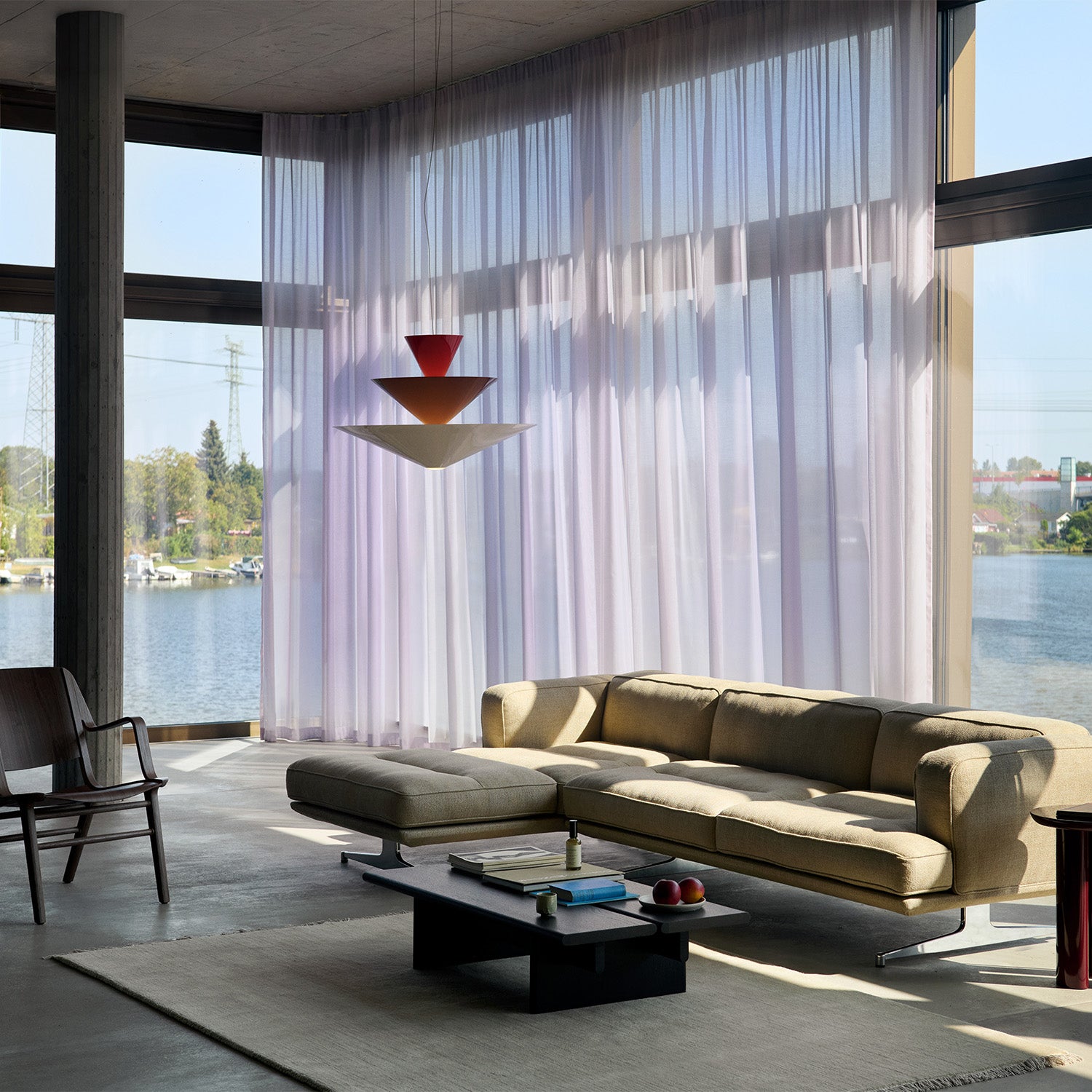 Gio Pendant Vermilion Red, Dark Burgundy & Ecru White LN15 Ø92 cm