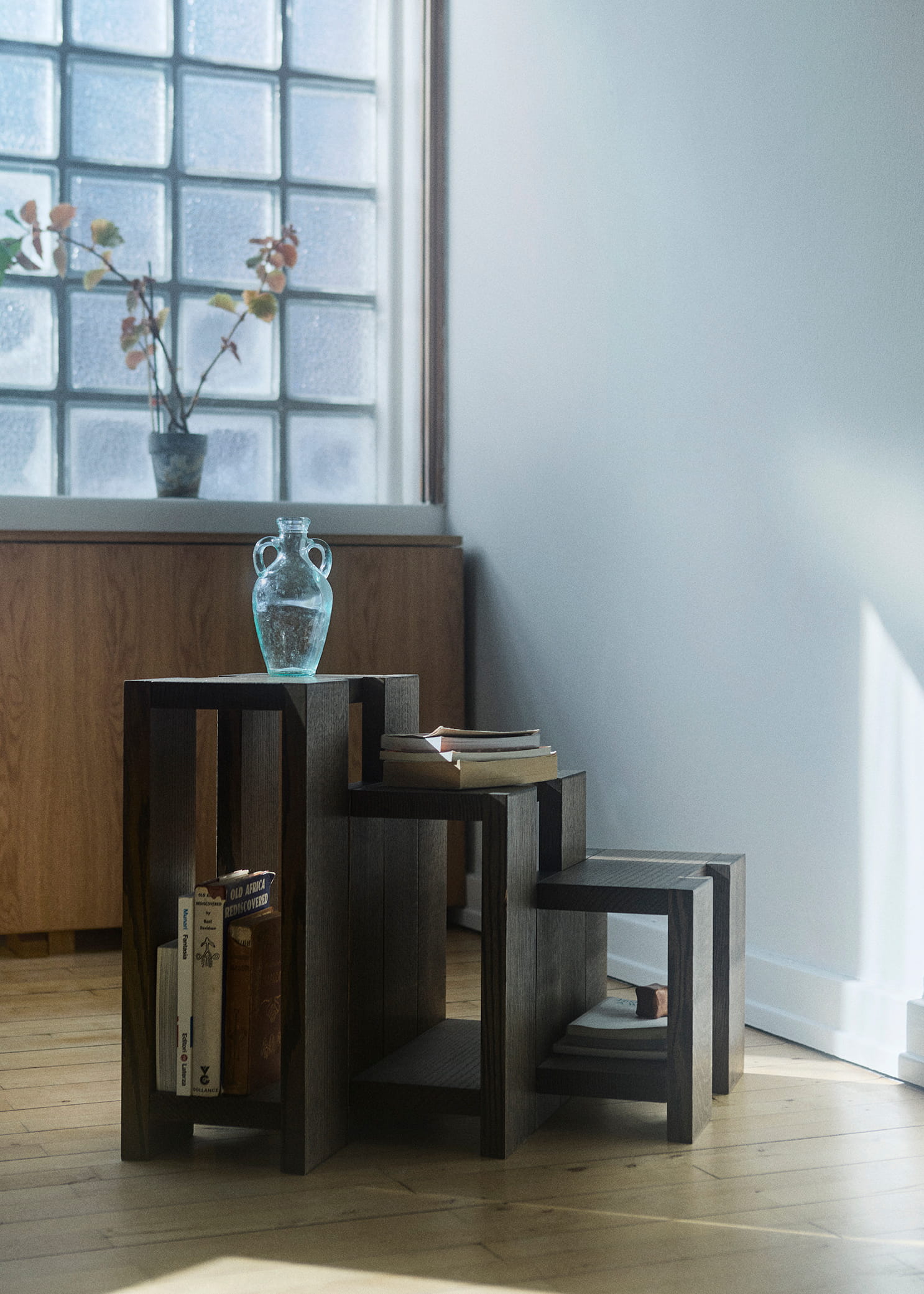 Etagére Sidebord Smoked Red Oak