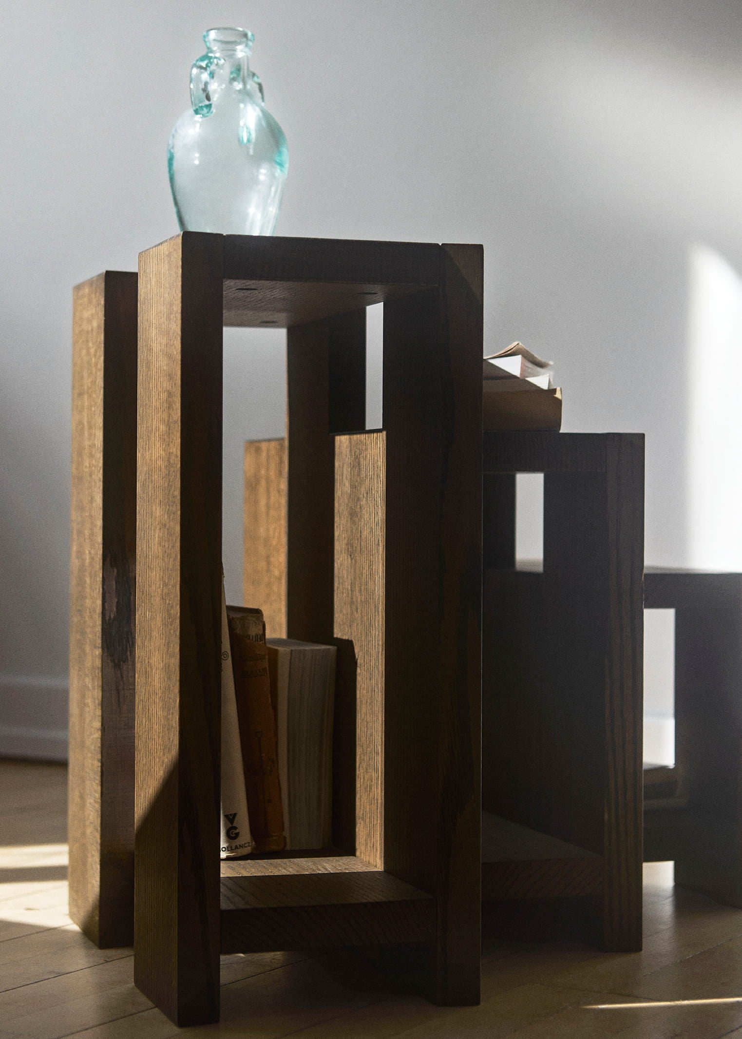 Etagére Sidebord Smoked Red Oak