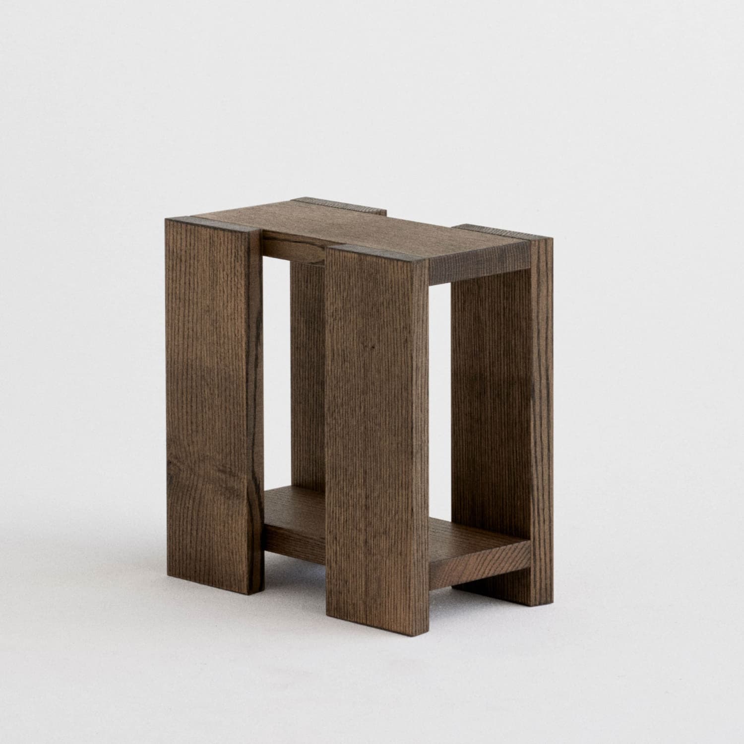 Etagére Sidebord Smoked Red Oak