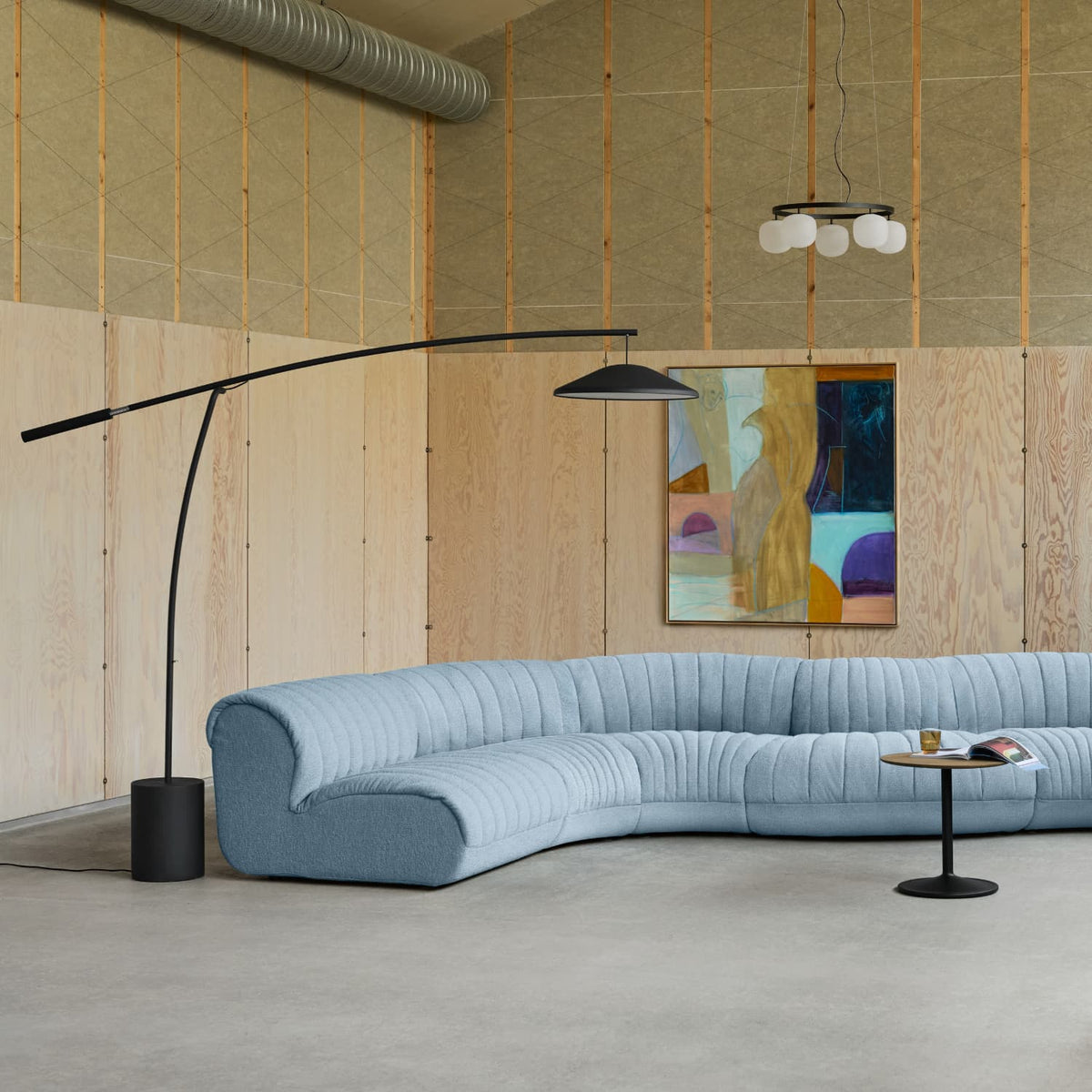 Gulvlampe Contra