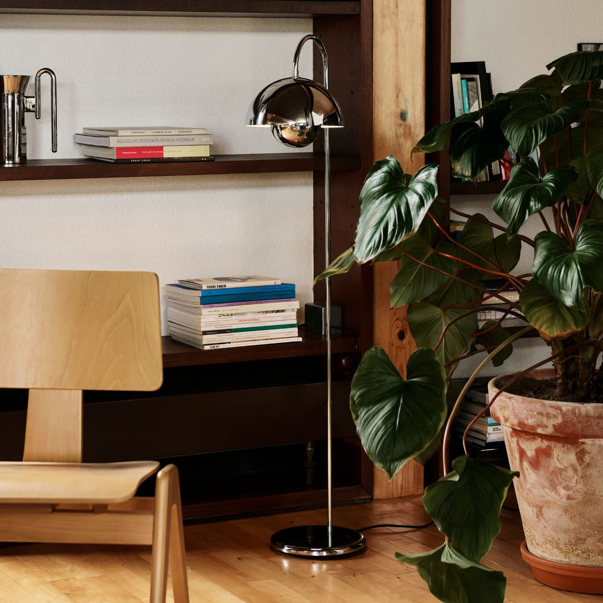 Gulvlampe Flowerpot VP12