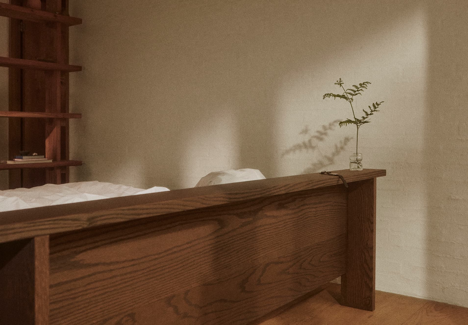 Seng Hem Smoked Red Oak