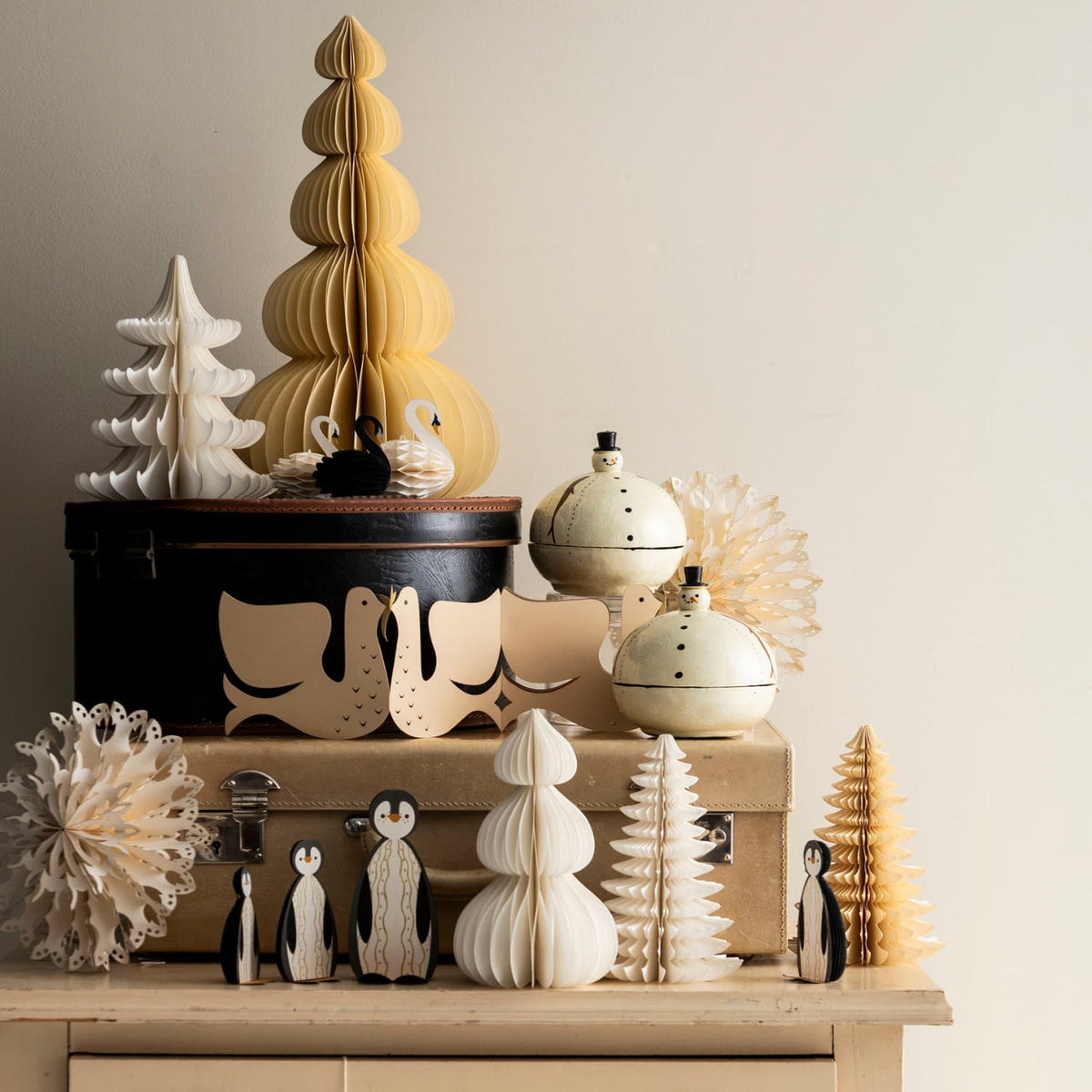 Papirjuletre Wispwood Cream H 18 cm