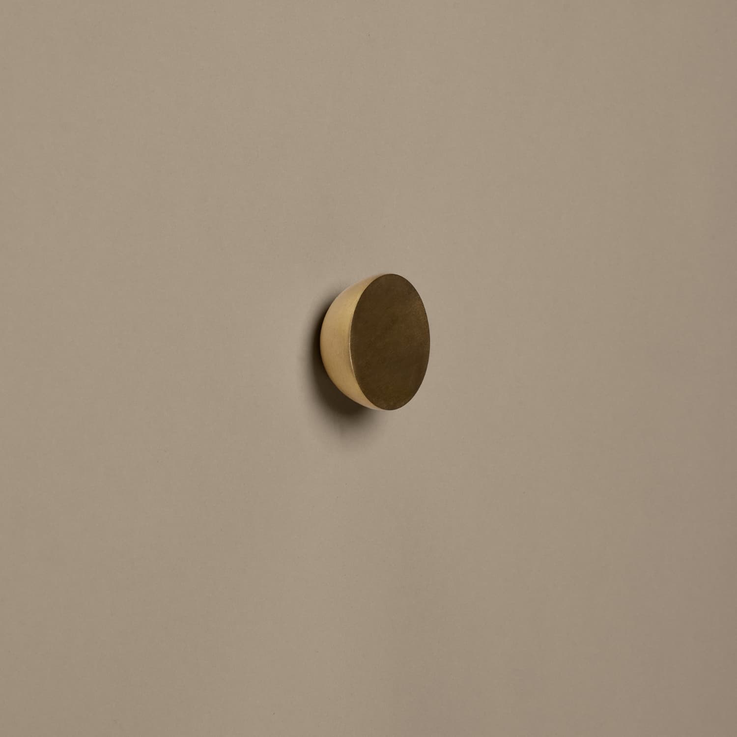 Knivholder Pluto Messing