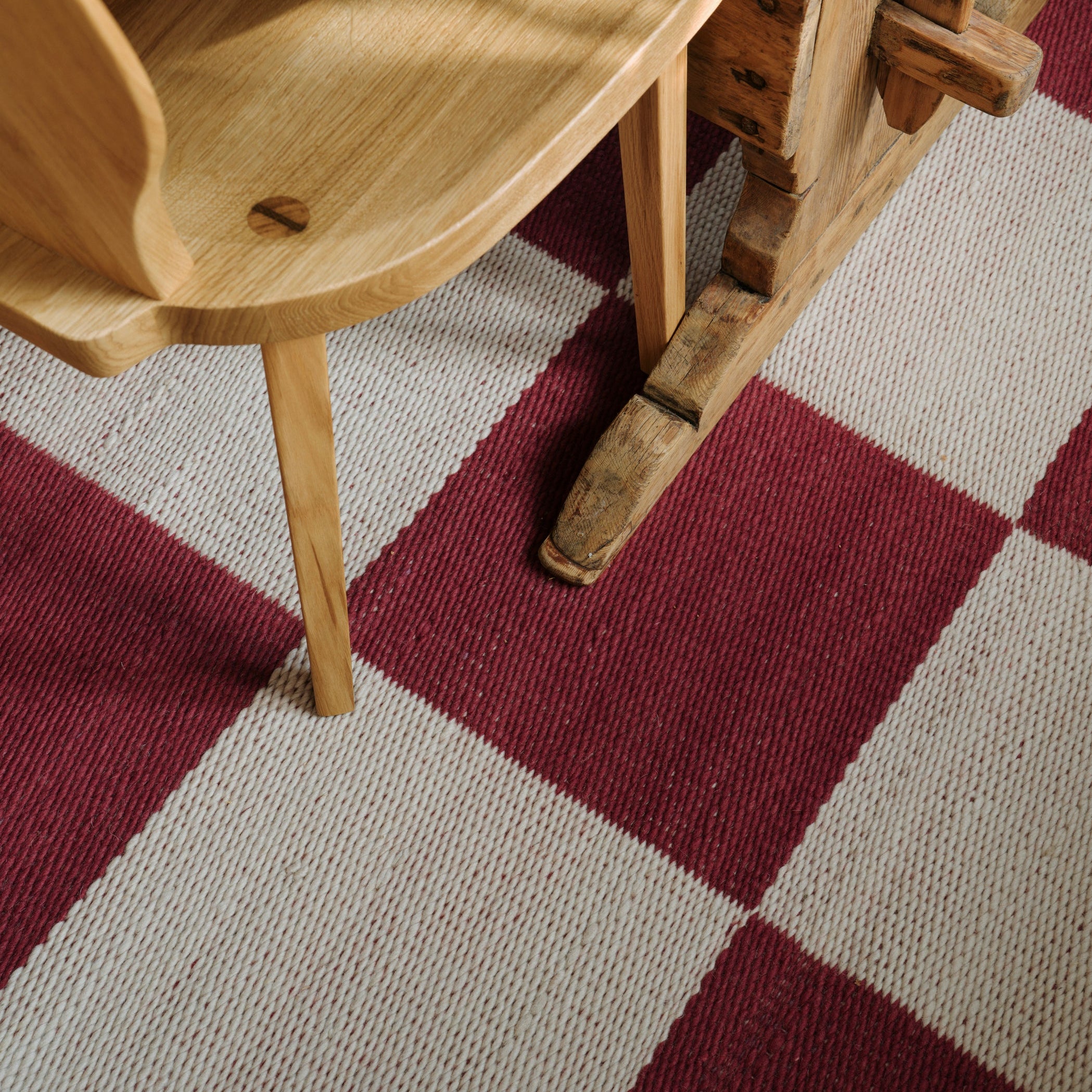 Gulvteppe Chess Burgundy