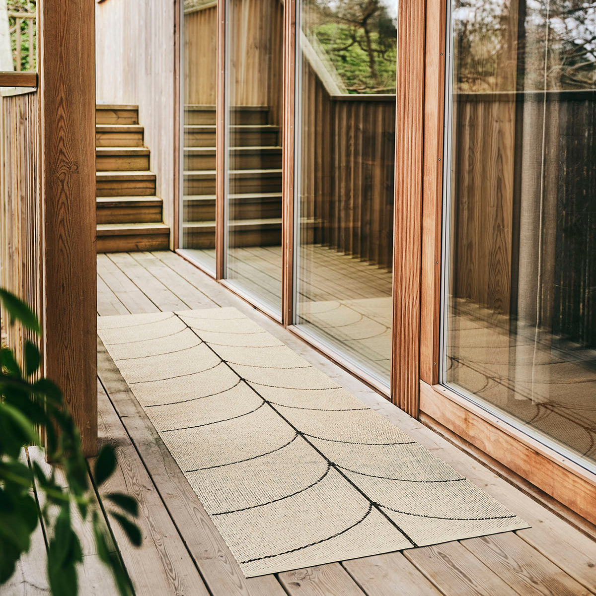 Leif Dark Brown/Cream