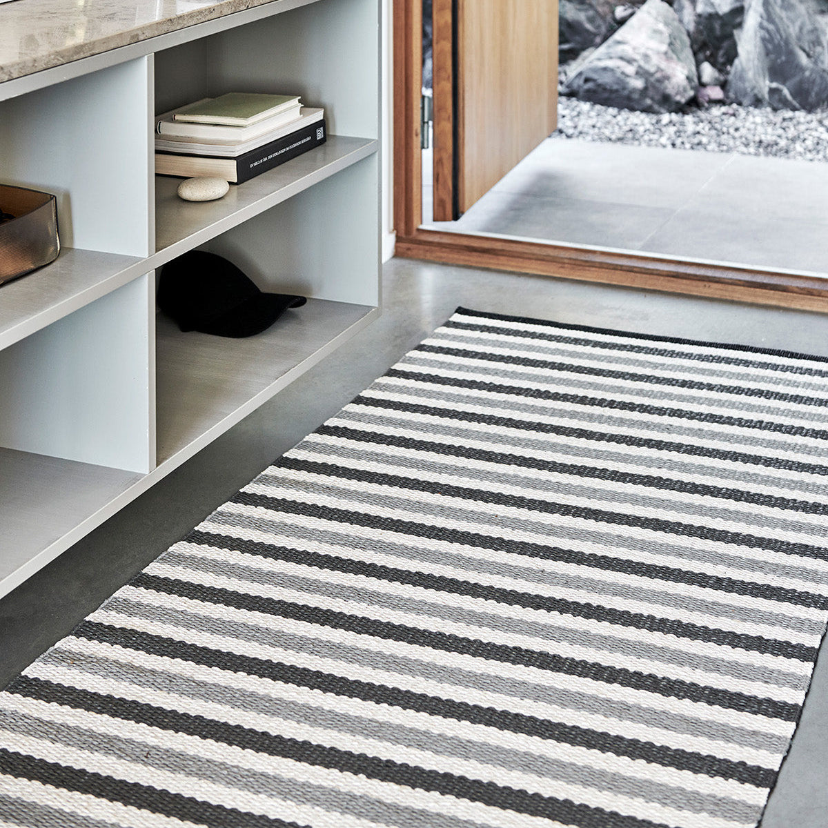 Teo Warm Grey/Charcoal/Vanilla