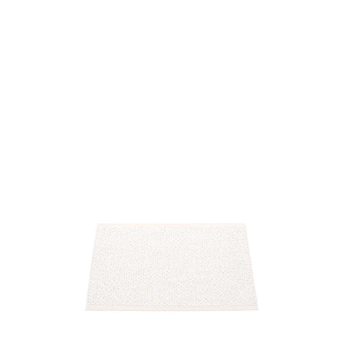 Svea White Metallic/White