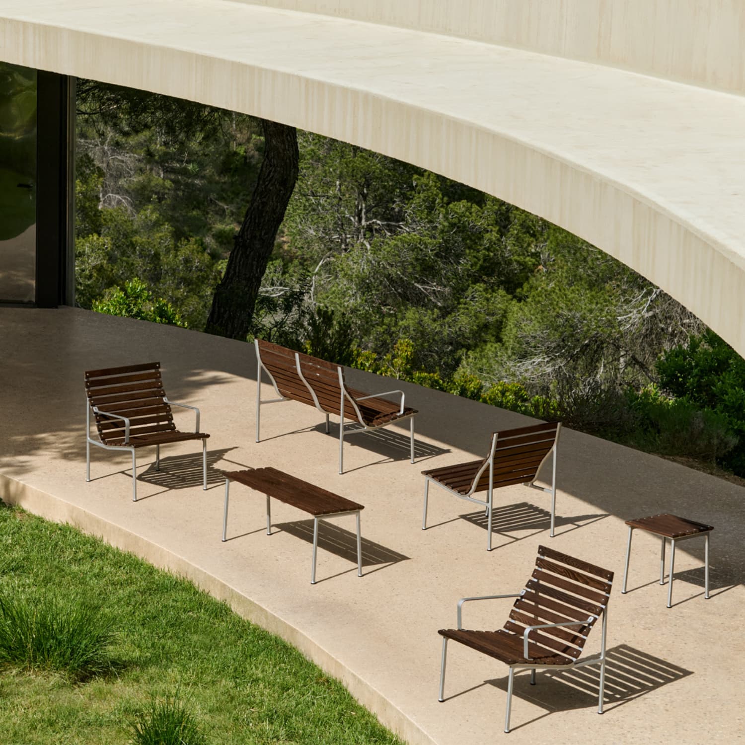 Traverse Loungesol med Armlener