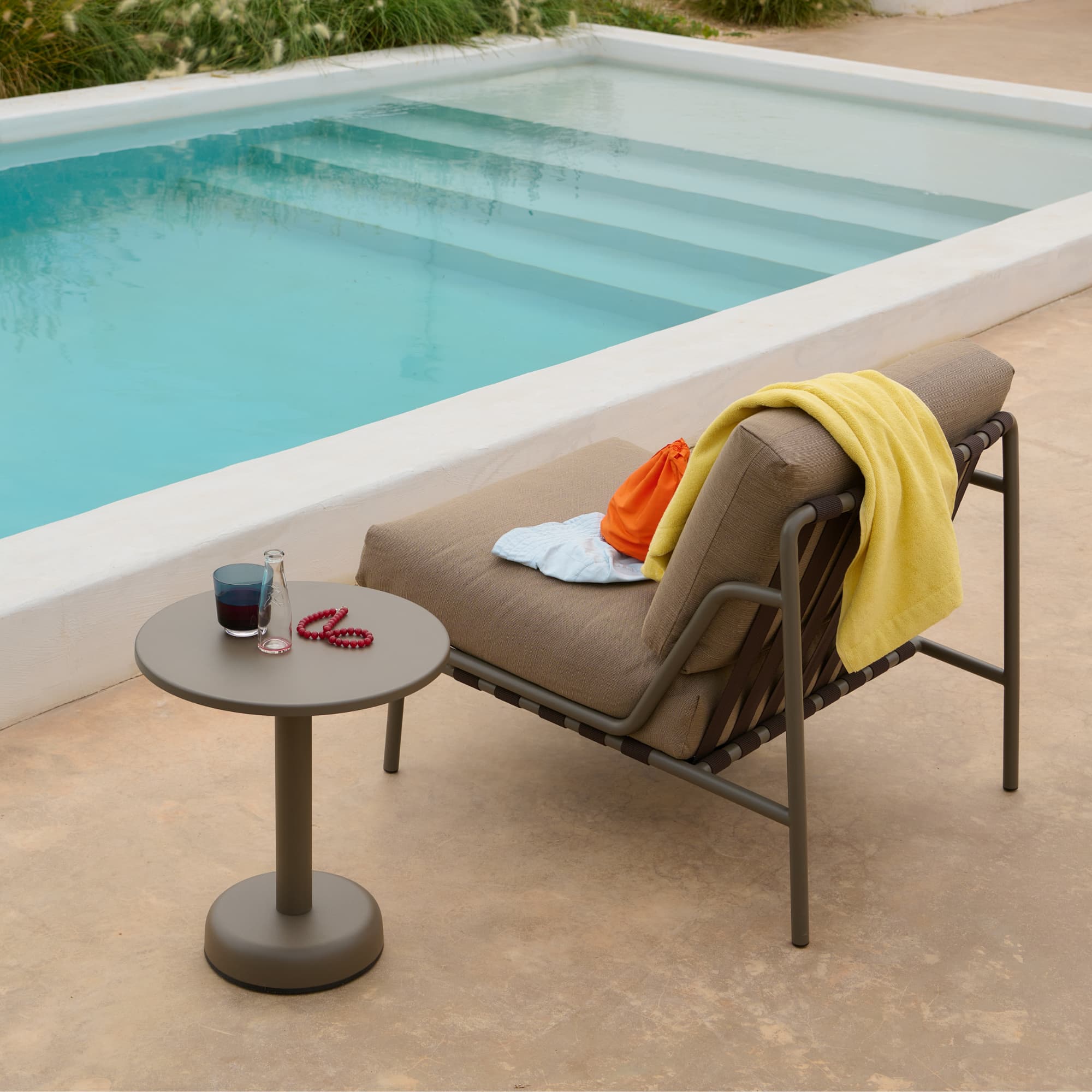 Utendørs Sidebord Linear Ø42