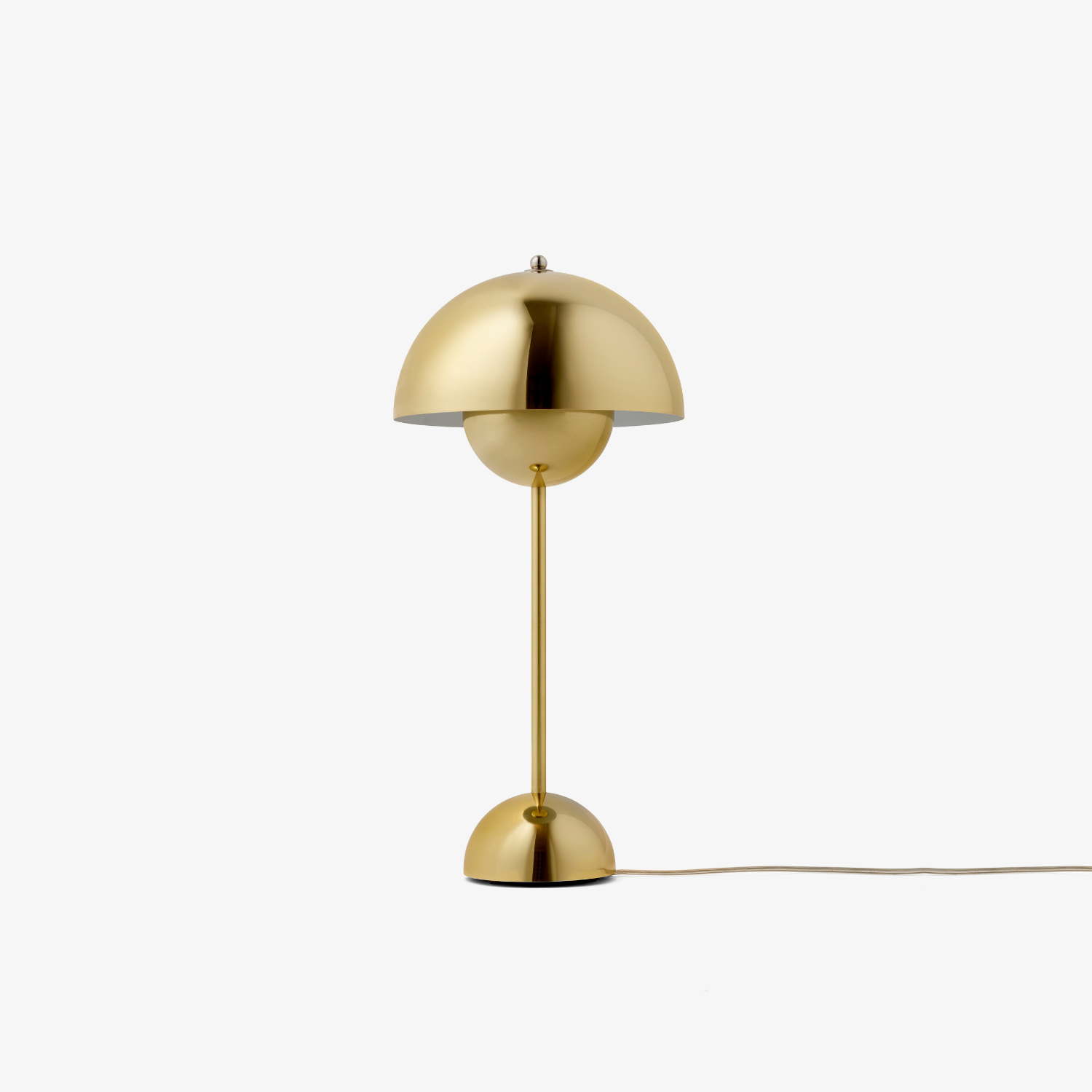 Flowerpot Bordlampe VP3 Brass