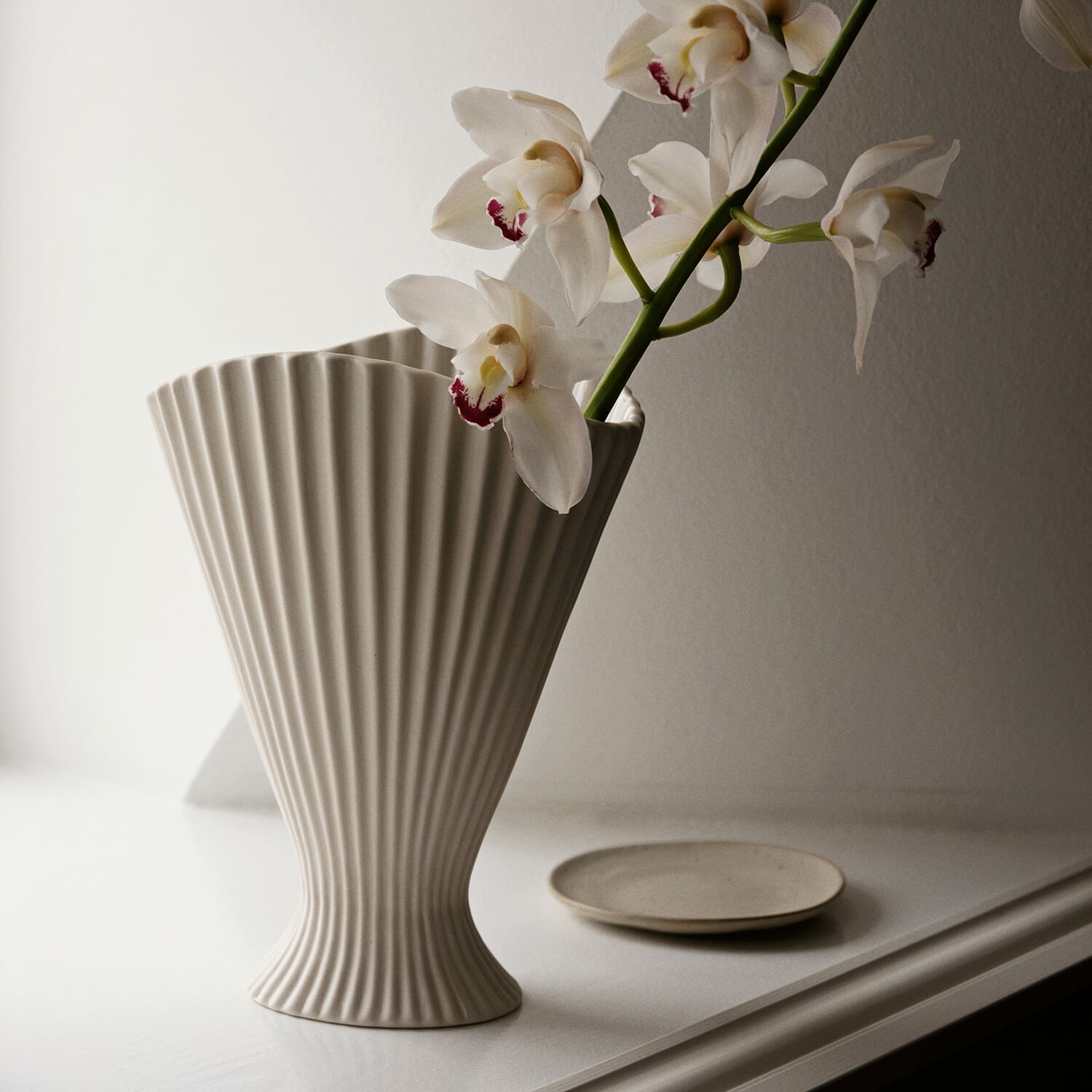 Fountain Vase Off White - Hovedbilde