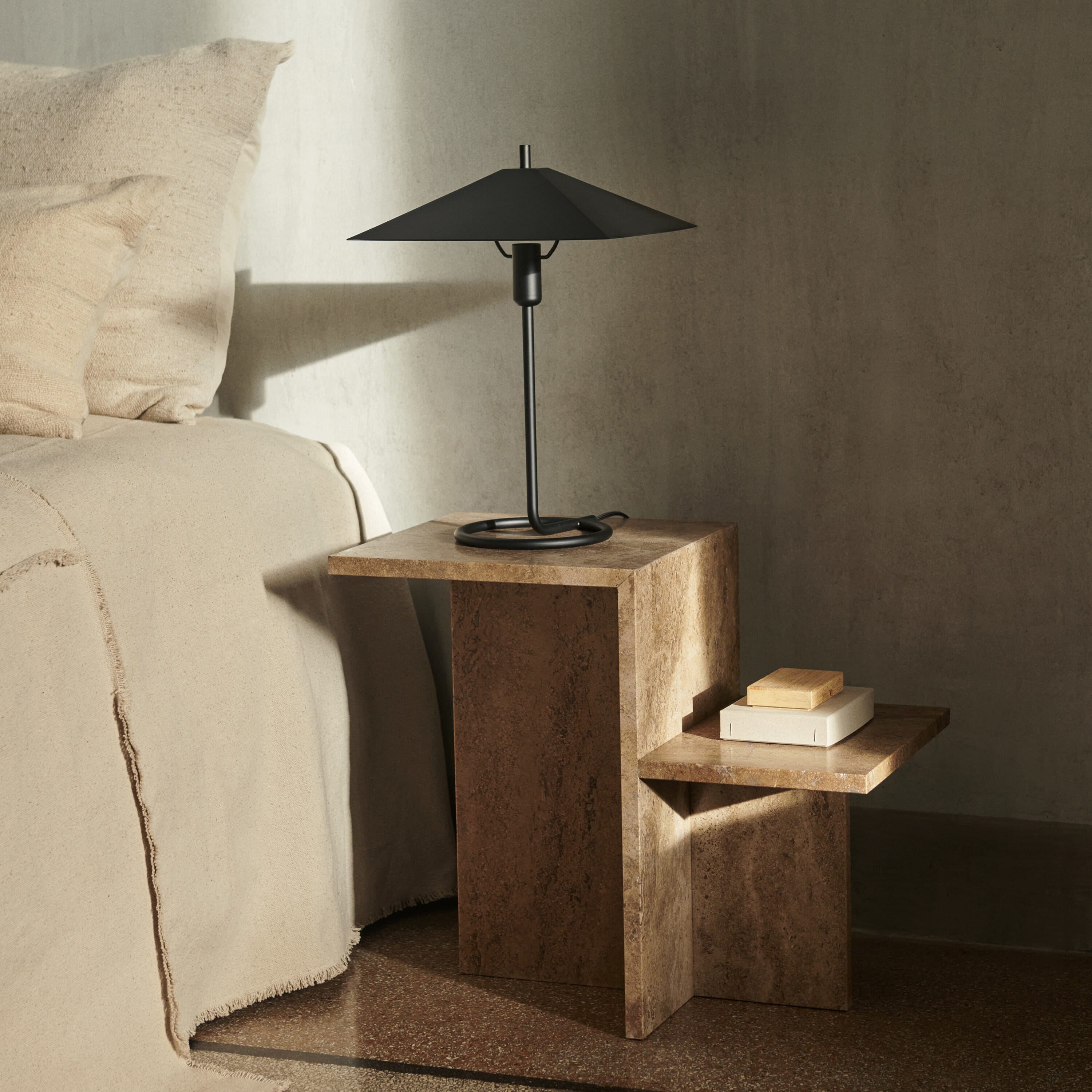 Distinct Sidebord Mørkebrun Travertine - Bilde 2