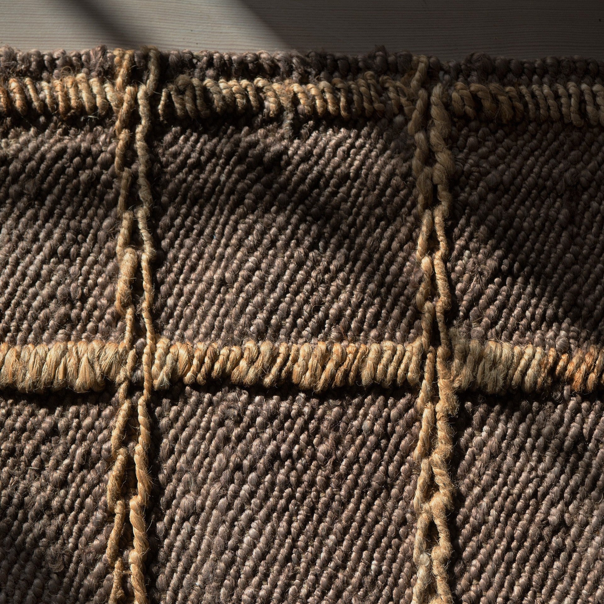 Gulvteppe Strata Braided Jute Brown