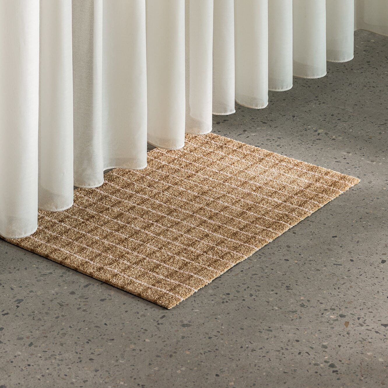 D?rmatte Grid Chocolate Strawberry - Bilde 2