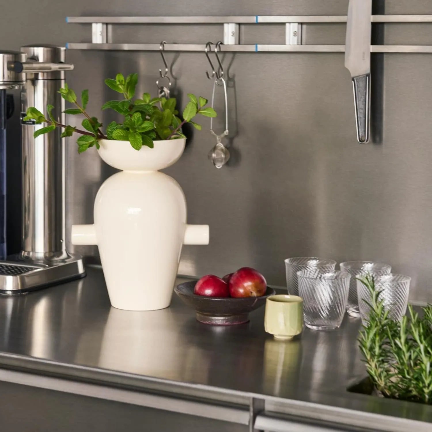 Momento Vase JH40 H28 cm Cream