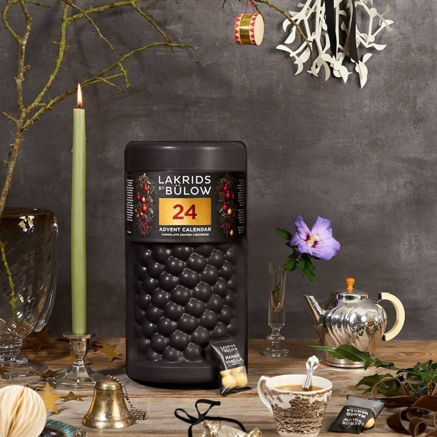 Lakris Julekalender Large + Gratis Classic Small