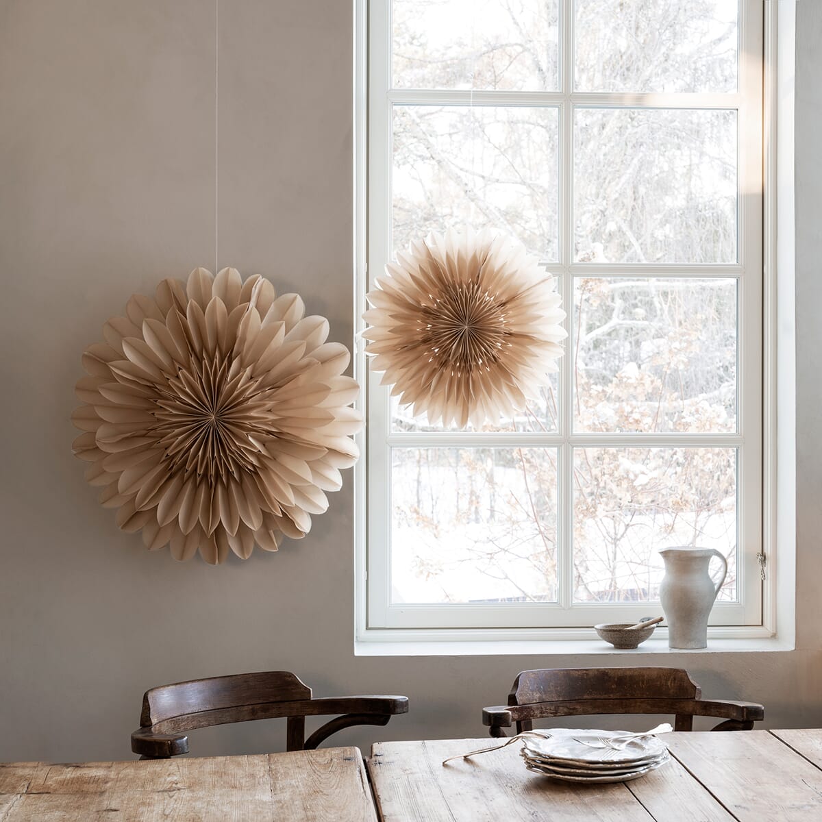 Lotus Julestjerne Beige Ø:60 - Hovedbilde