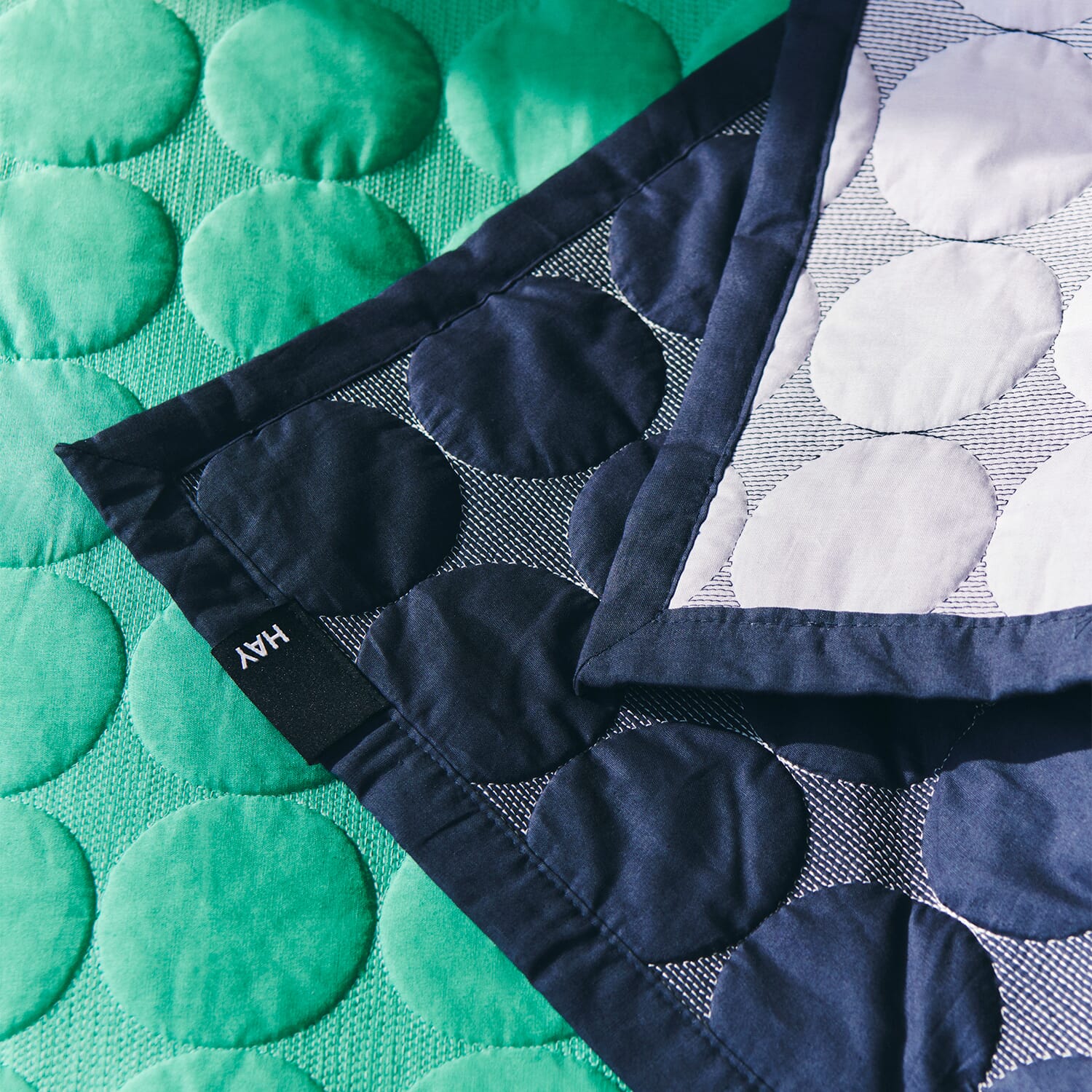 Sengeteppe Mega Dot Sea Green 235x245cm - Bilde 2