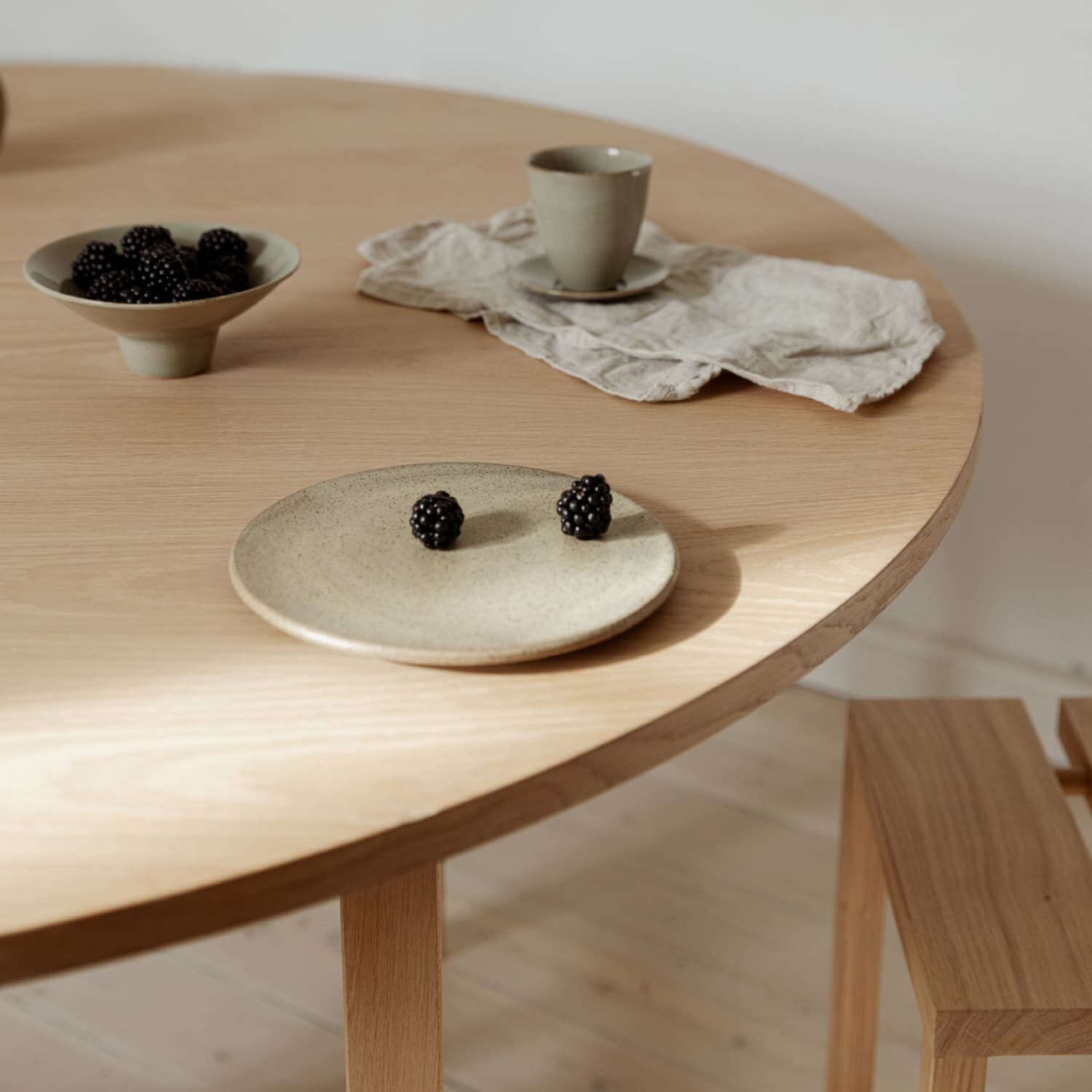 Moebe Round Dining Table Ø130 Oak - Bilde 6