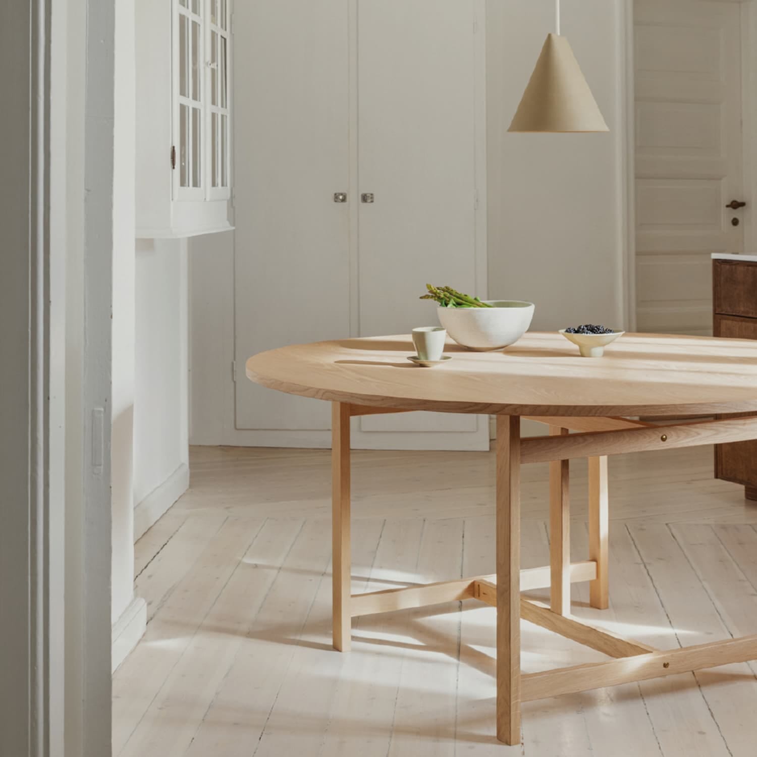 Moebe Round Dining Table Ø130 Oak - Bilde 4