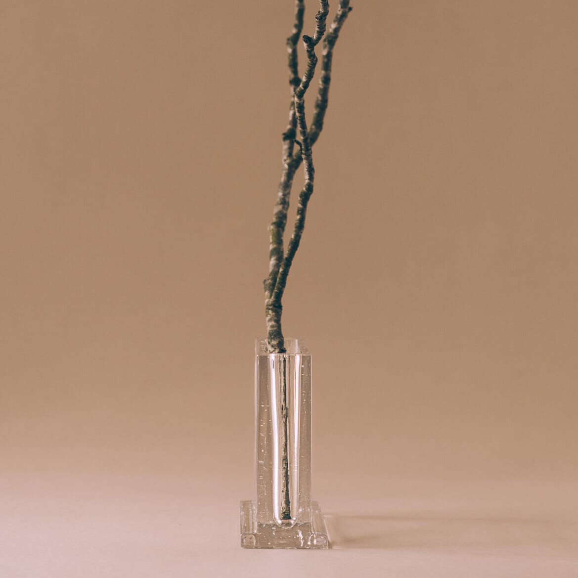 Designvase Monoblokk av Anderssen & Voll med smal form