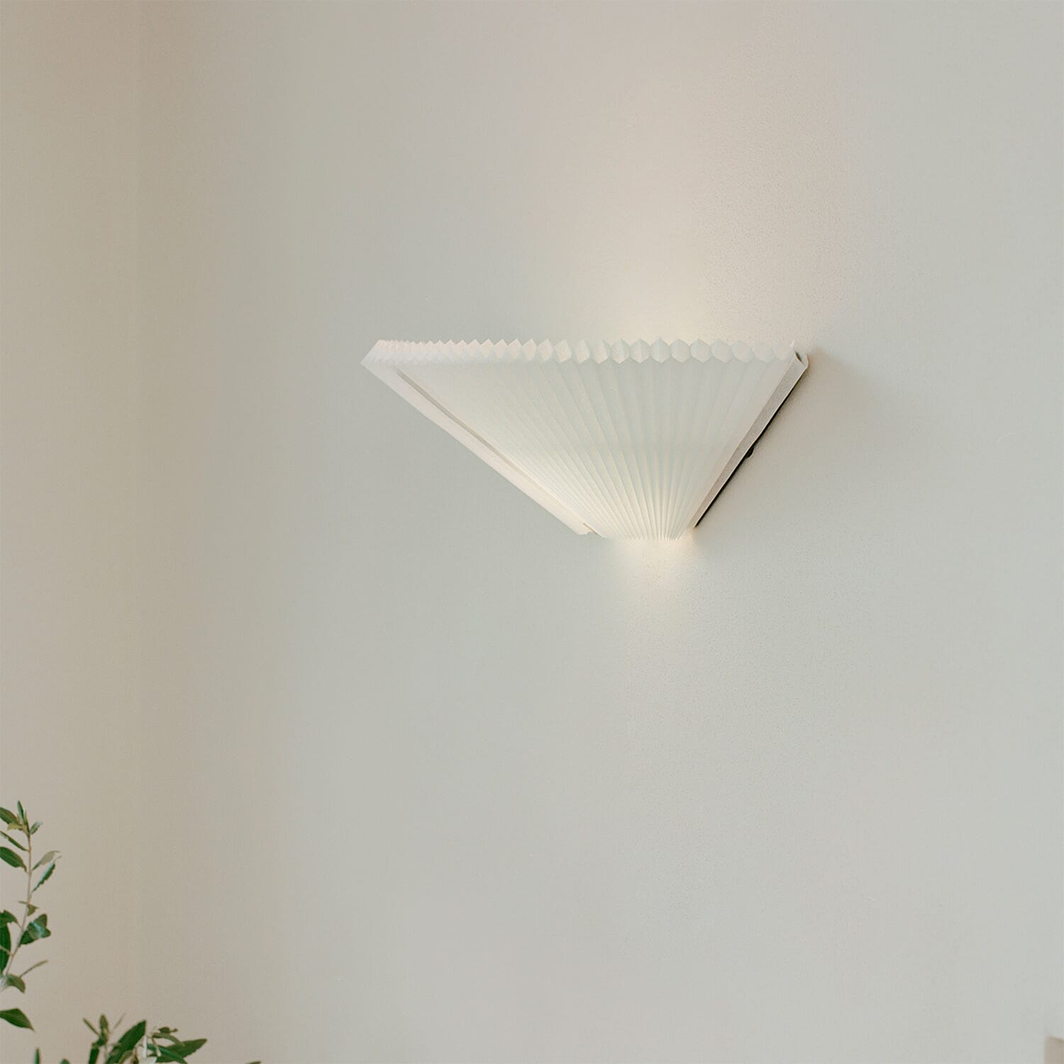 Nebra Vegglampe Ø270-400 - Hovedbilde