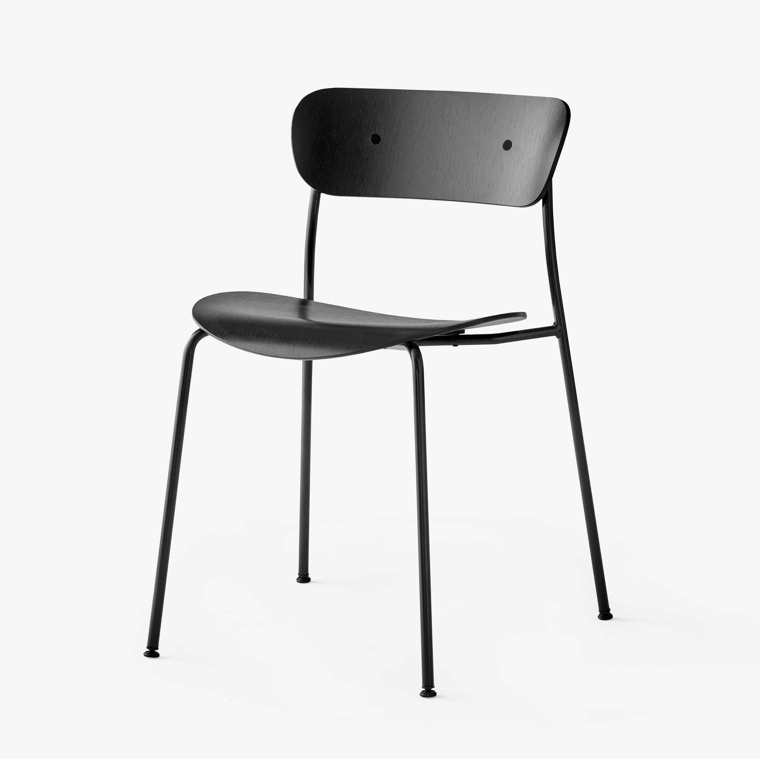 Pavilion Stol AV1 Svart Eik/Svart - Hovedbilde