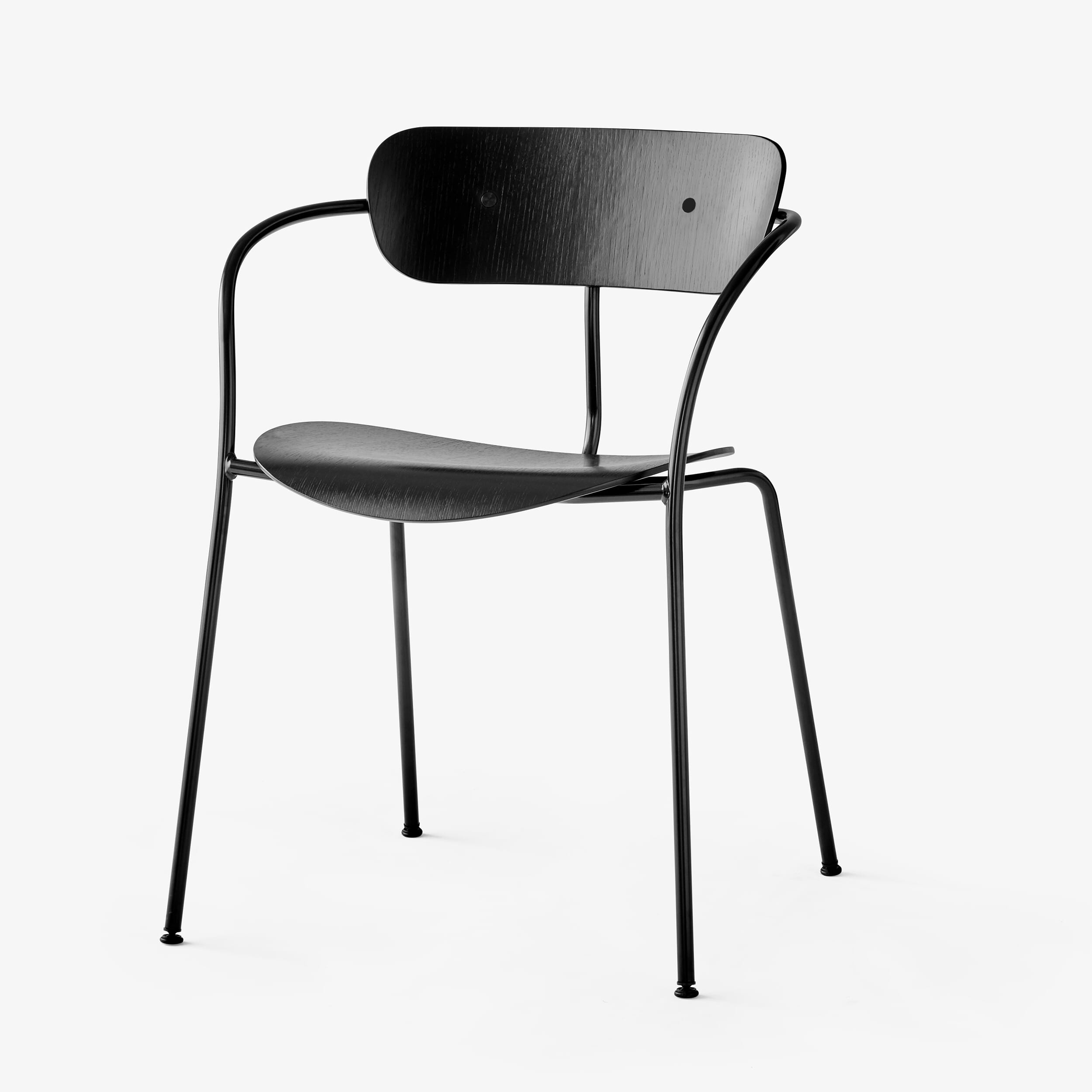 Pavilion Stol AV2 med armlene Svart Eik/Svart - Hovedbilde