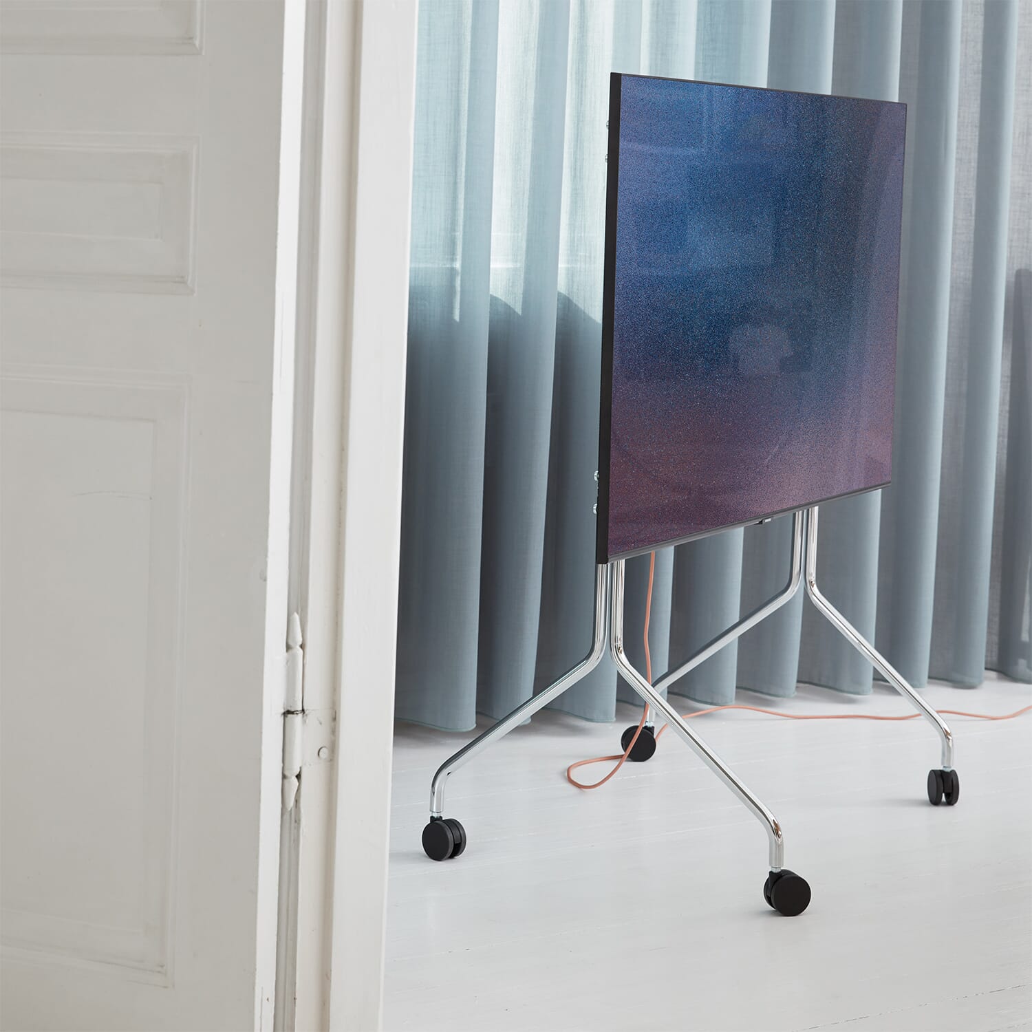 TV-stativ Moon Rollin' Chrome - Bilde 10