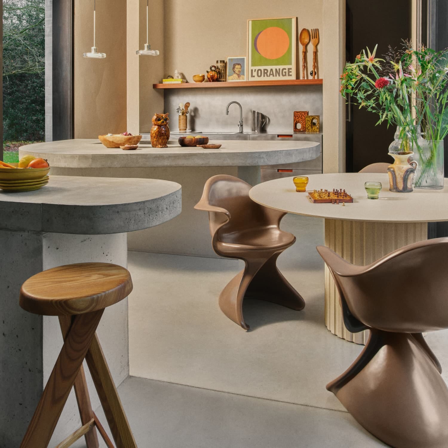Pillar dining table round cream - Bilde 3