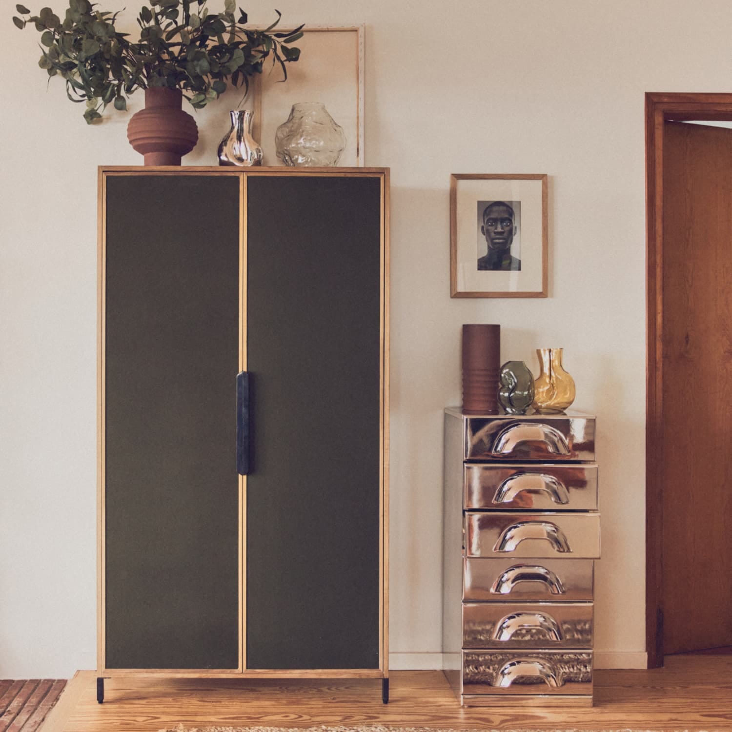 Pioneer canvas cupboard - Hovedbilde