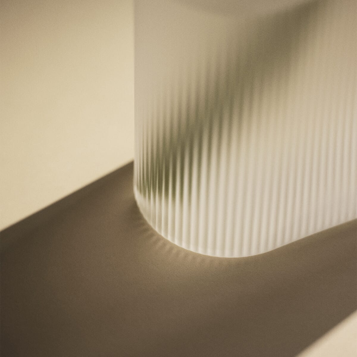 Ridge Vase White Frosted H:48 - Bilde 4