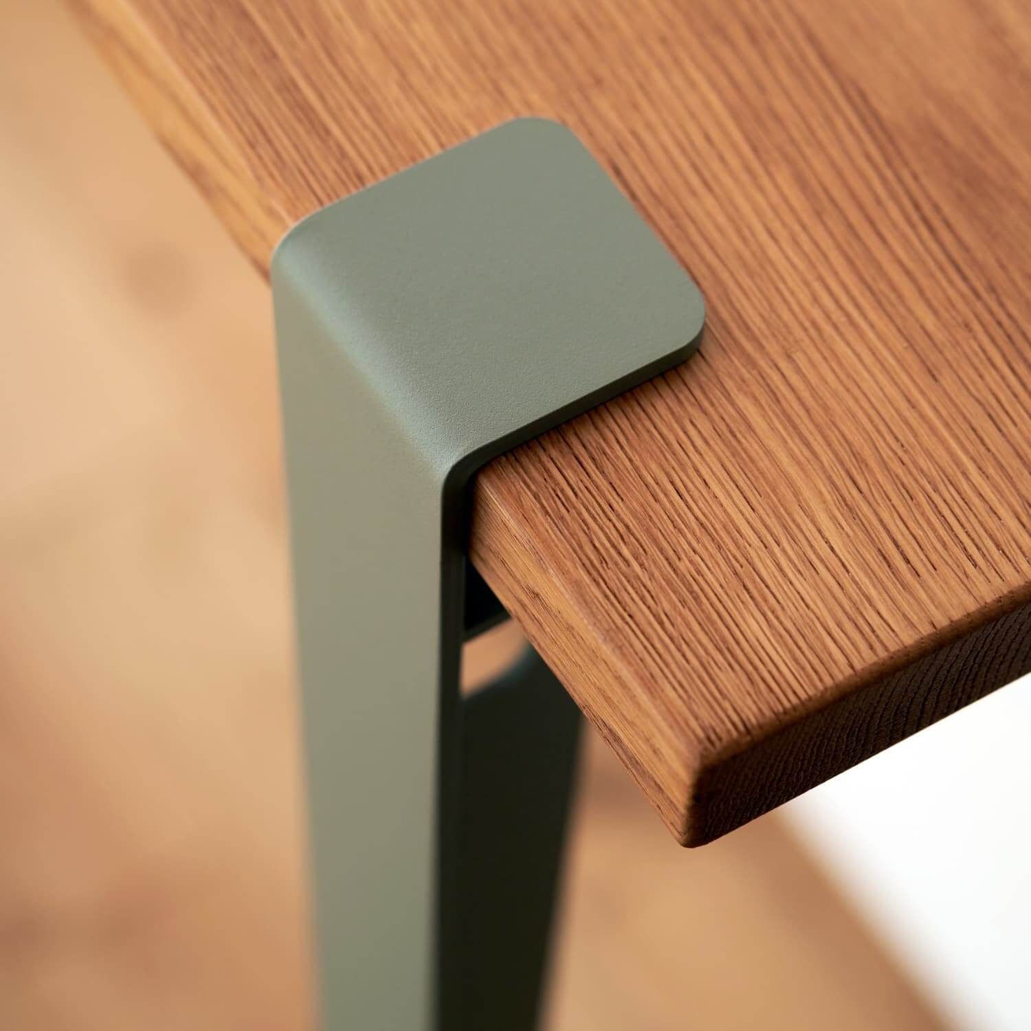 Tiptoe Leg Eucalyptus Grey 75cm - Bilde 3