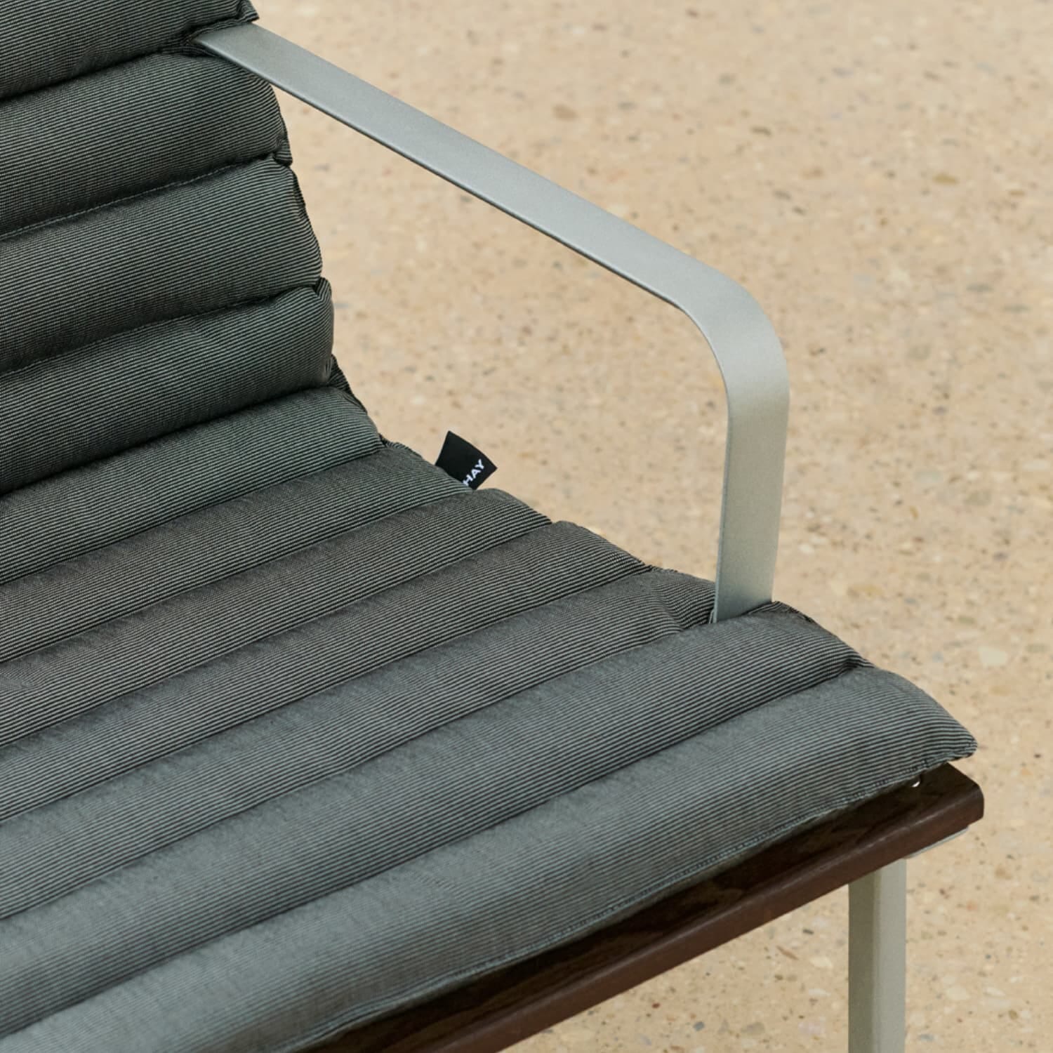 Quilted Lounge Chair Black - Bilde 3