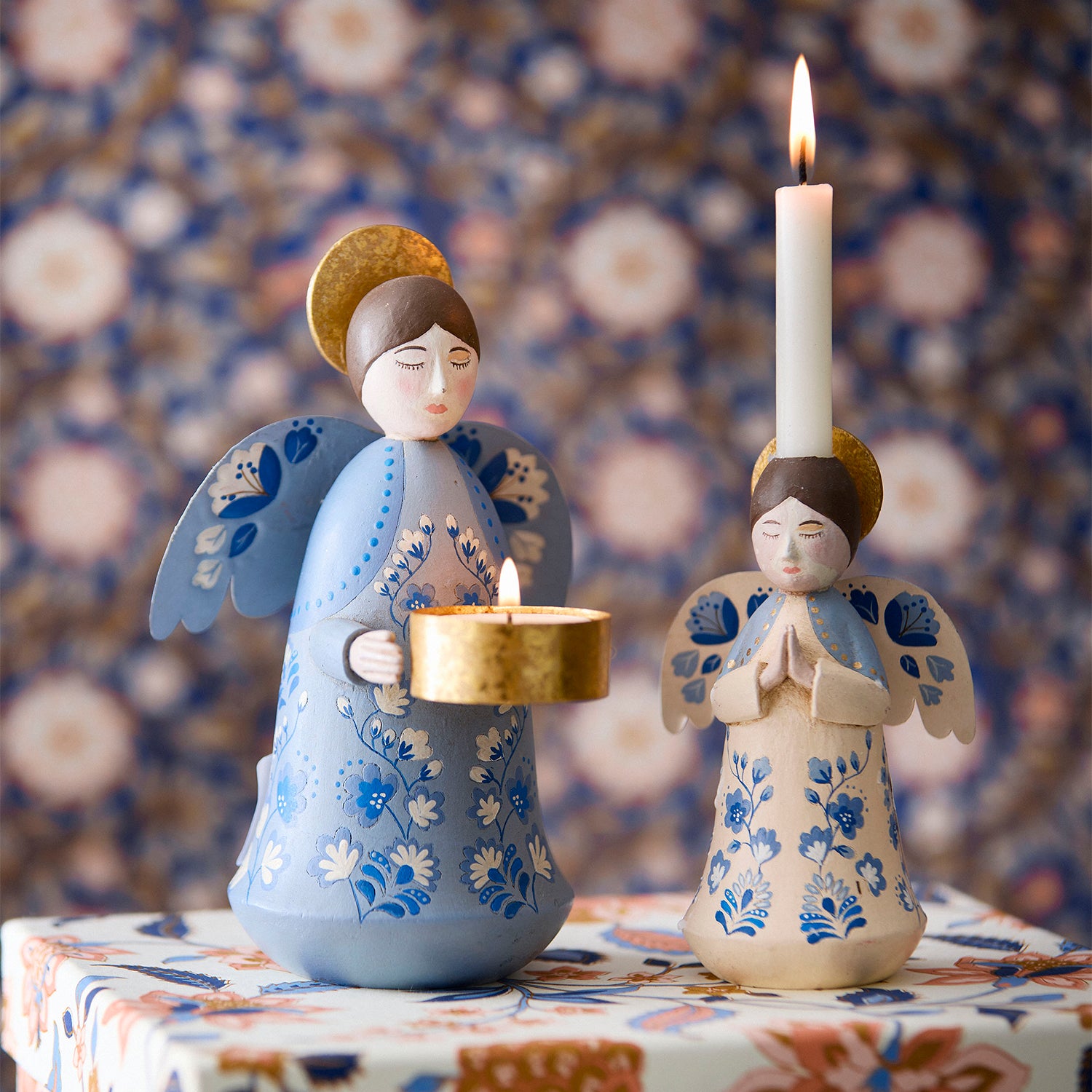 Lysestake Engel Marigold Blue