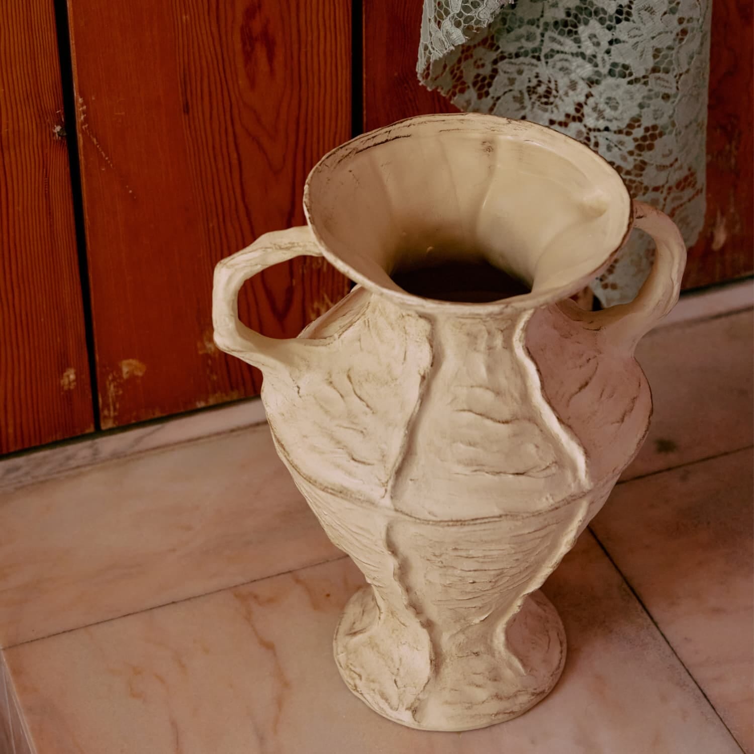 Vase Cream
