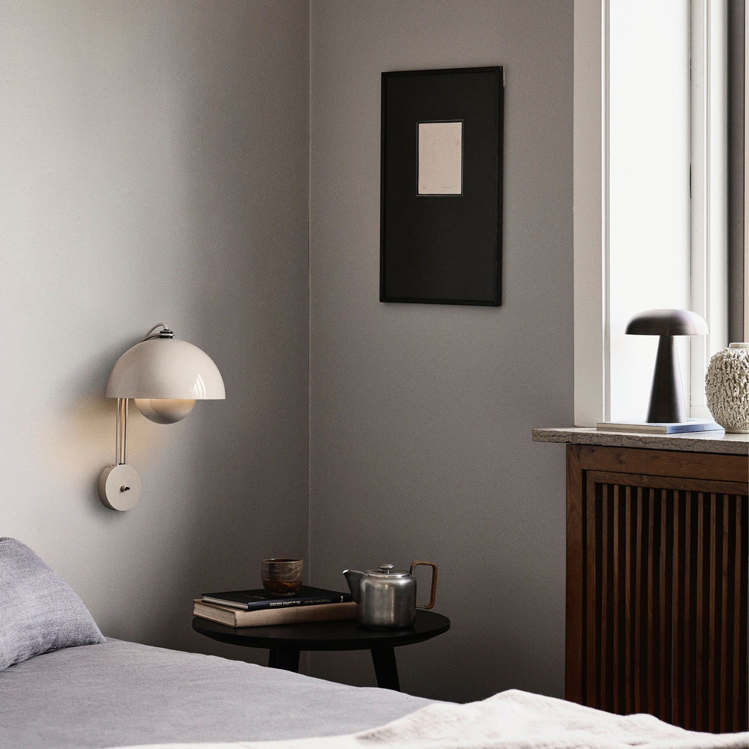 Flowerpot VP8 Vegglampe