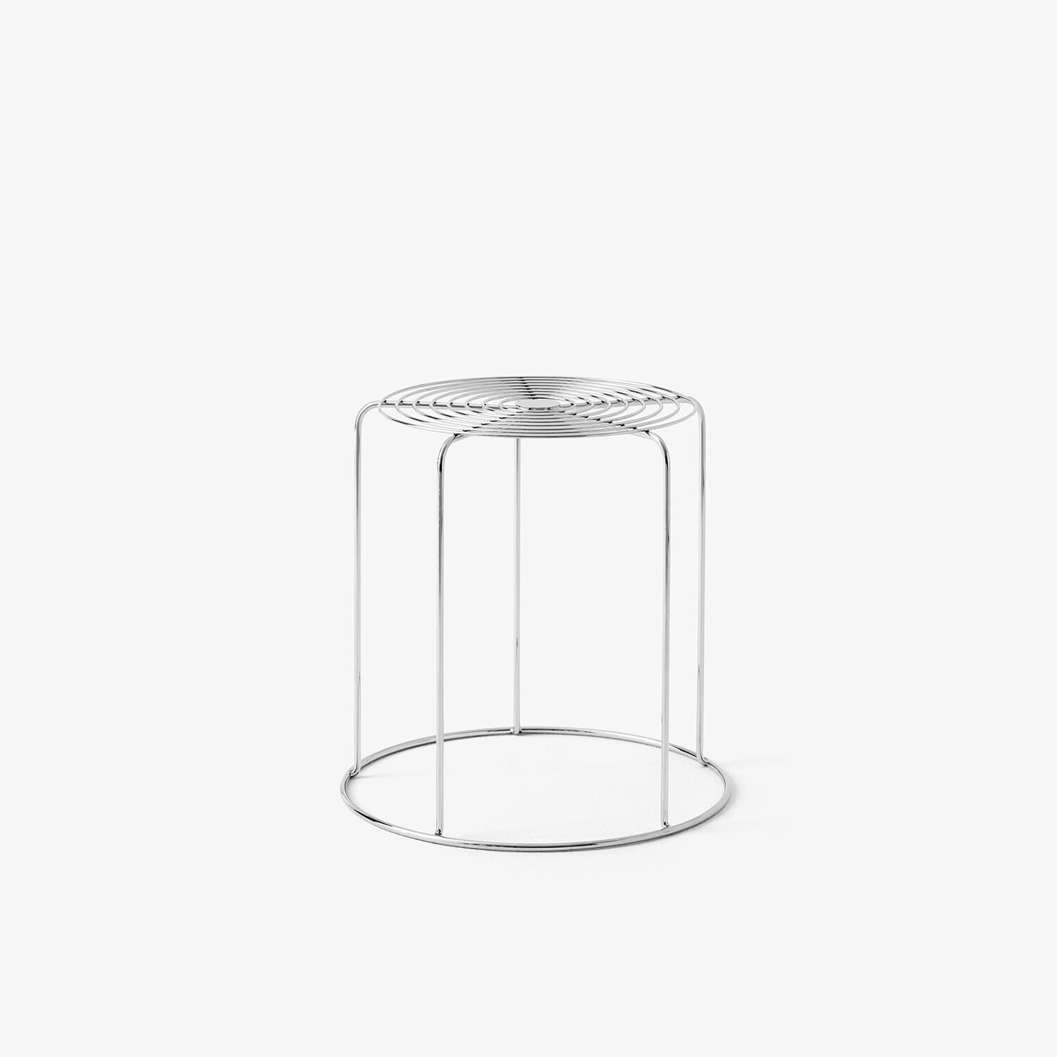 VP11 Wire Stool fra &Tradition i speilblankt rustfritt stål